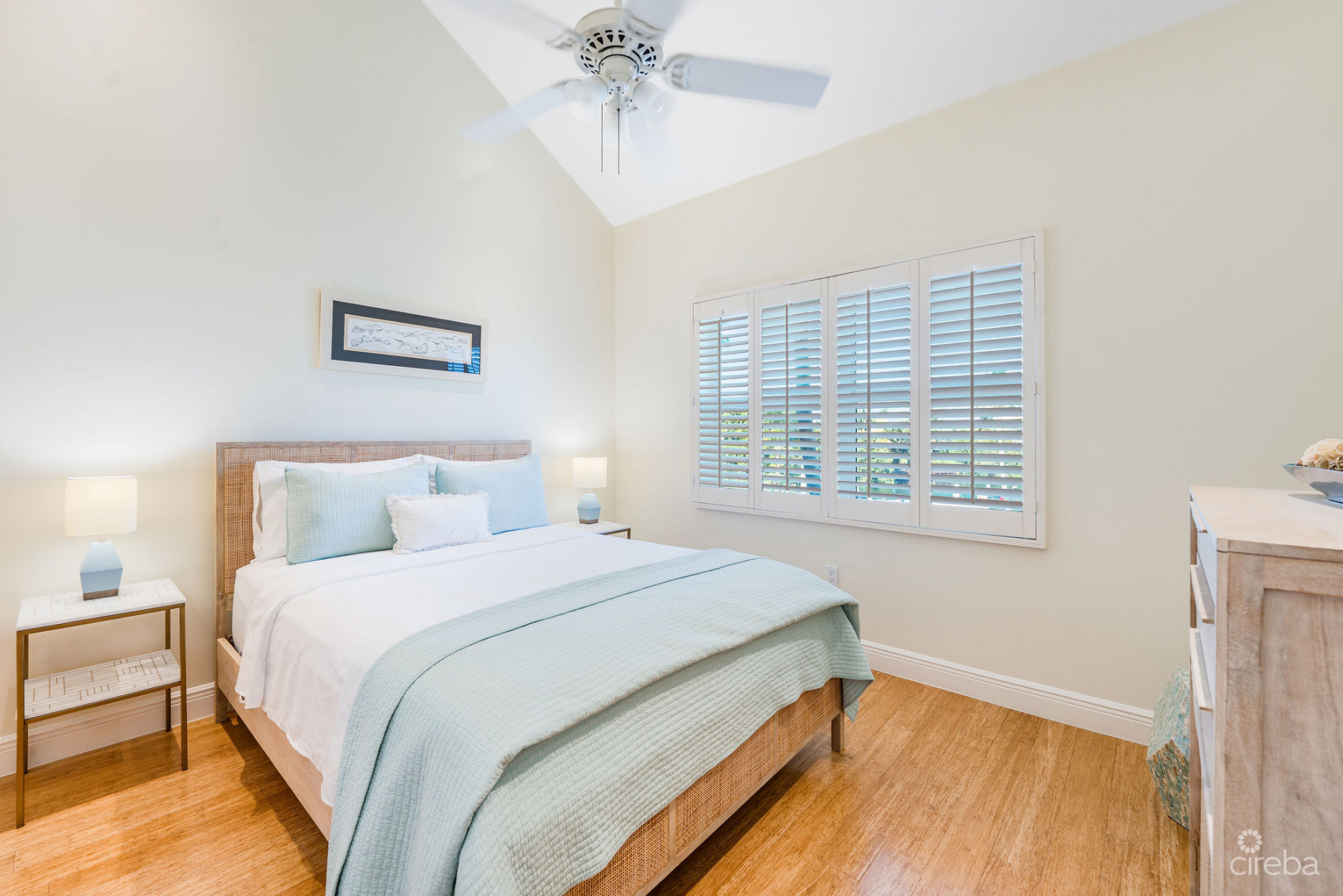 BRITANNIA REGENTS COURT | 4-BED TWO-STOREY HOME IN SMB CORRIDOR