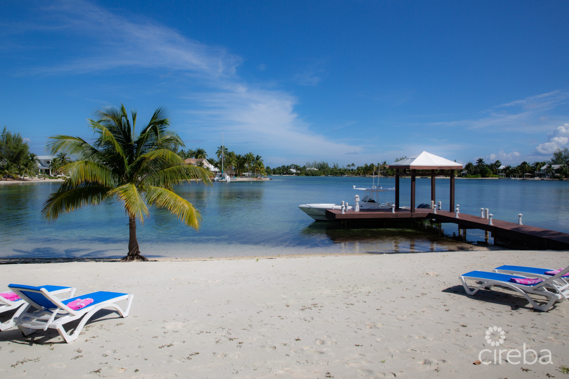 COMPOUND KAI ESTATE - TWO LUXURY HOMES