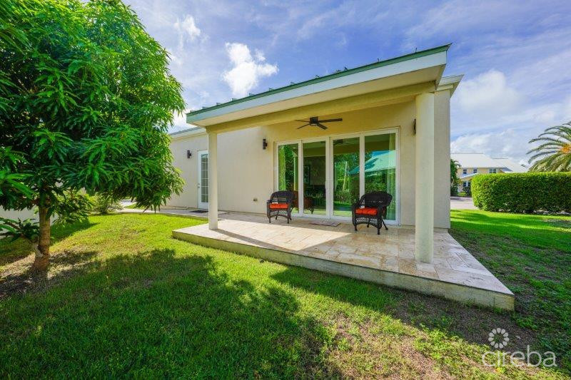 UNIQUE PATRICK'S ISLAND CANALFRONT W GUEST HOUSE | 3 CAR GARAGE