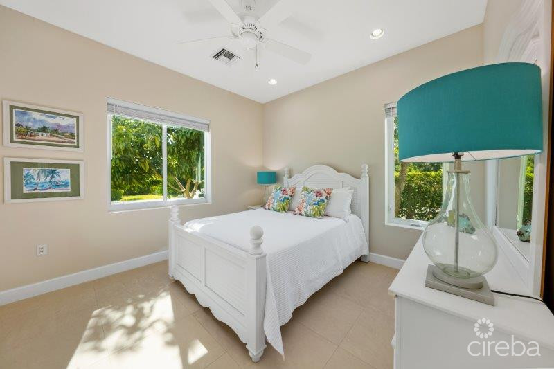 UNIQUE PATRICK'S ISLAND CANALFRONT W GUEST HOUSE | 3 CAR GARAGE