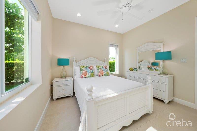 UNIQUE PATRICK'S ISLAND CANALFRONT W GUEST HOUSE | 3 CAR GARAGE