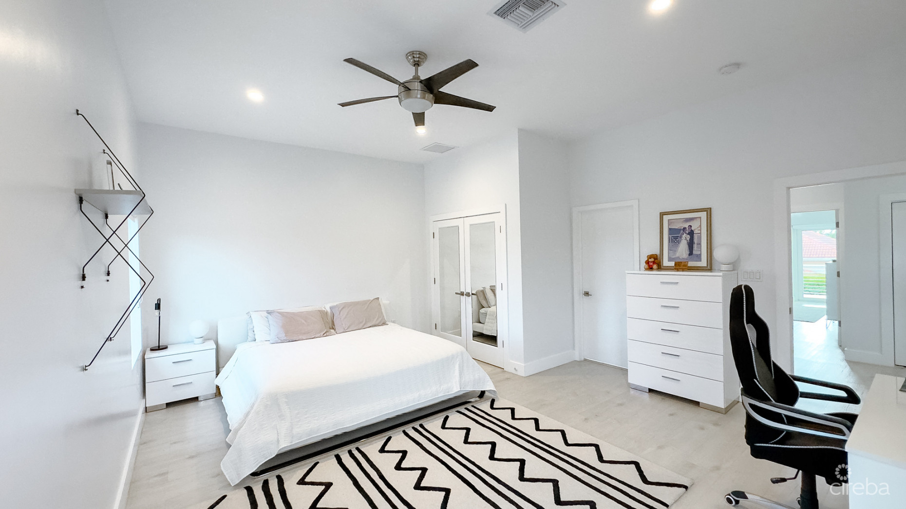 PATRICKS ISLAND EXECUTIVE HOME