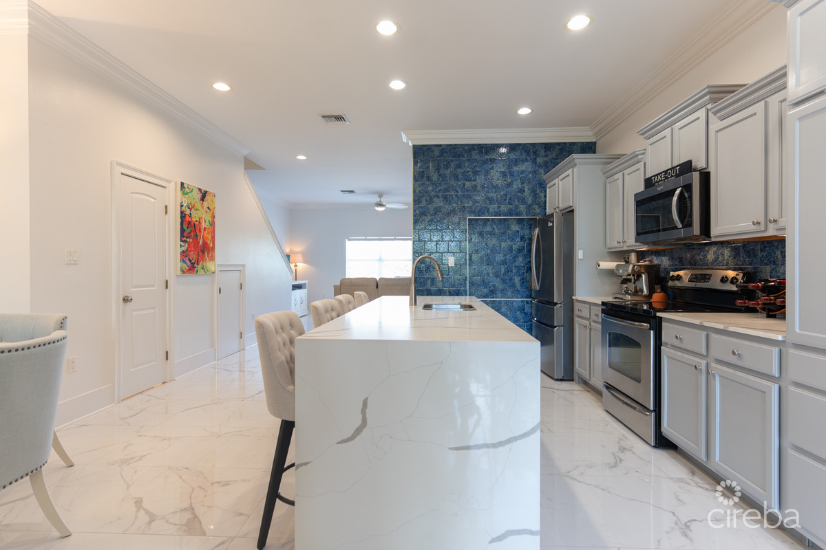 TURNBERRY EAST, CRYSTAL HARBOUR