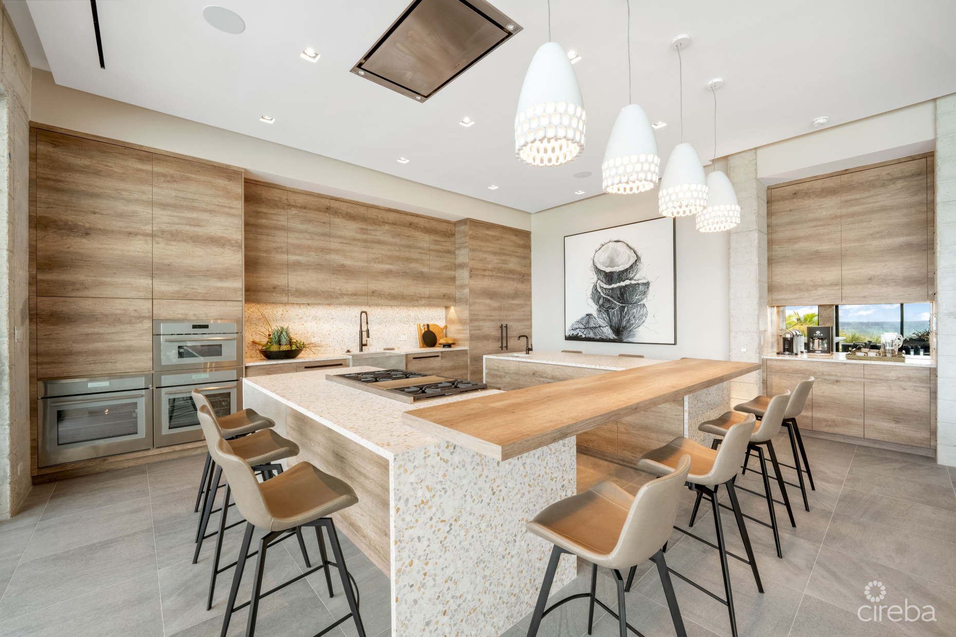 BELLA ROCCA, EAST END LUXURY VILLA