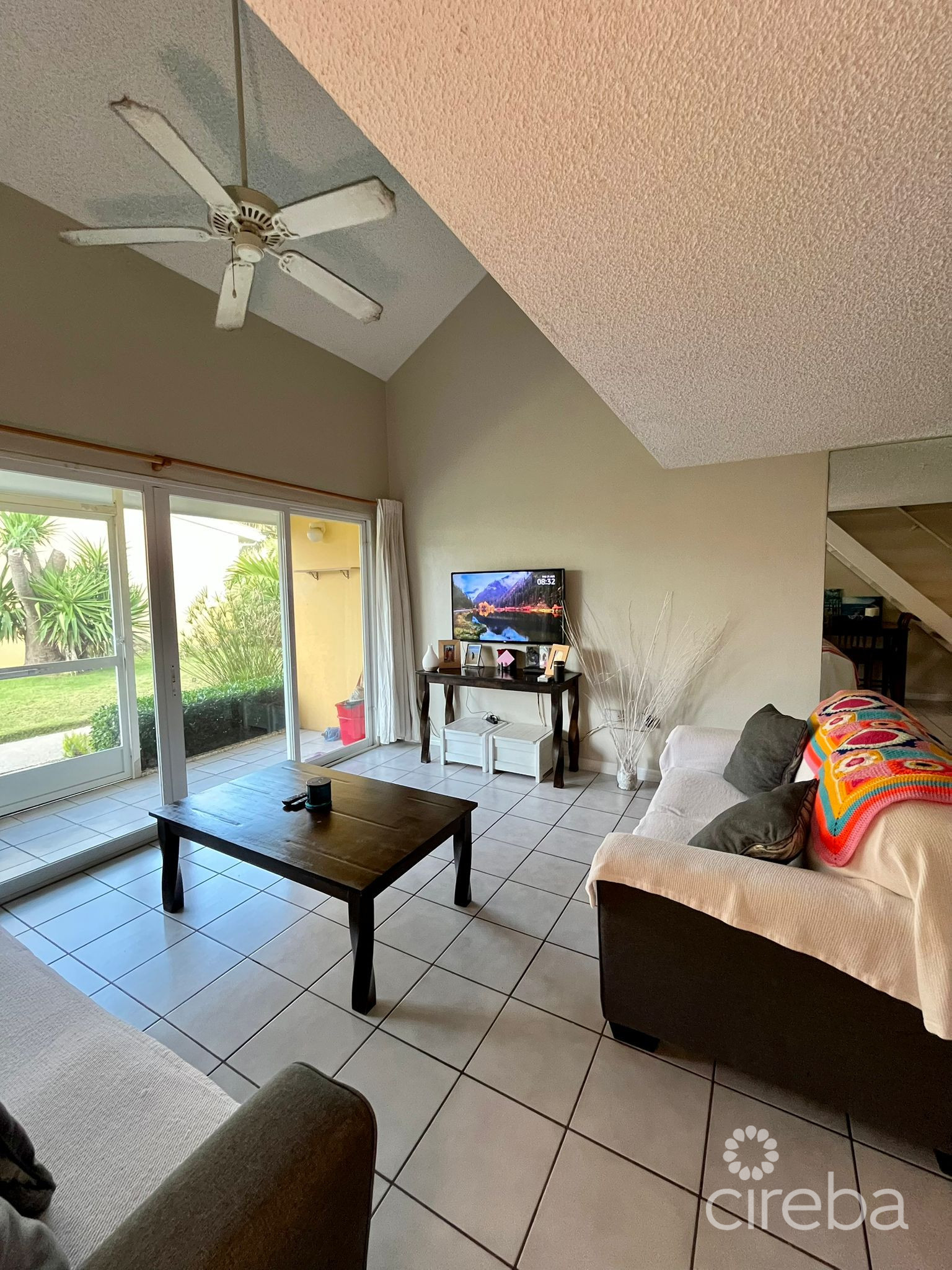 OCEAN CLUB - 1 BED LOFT