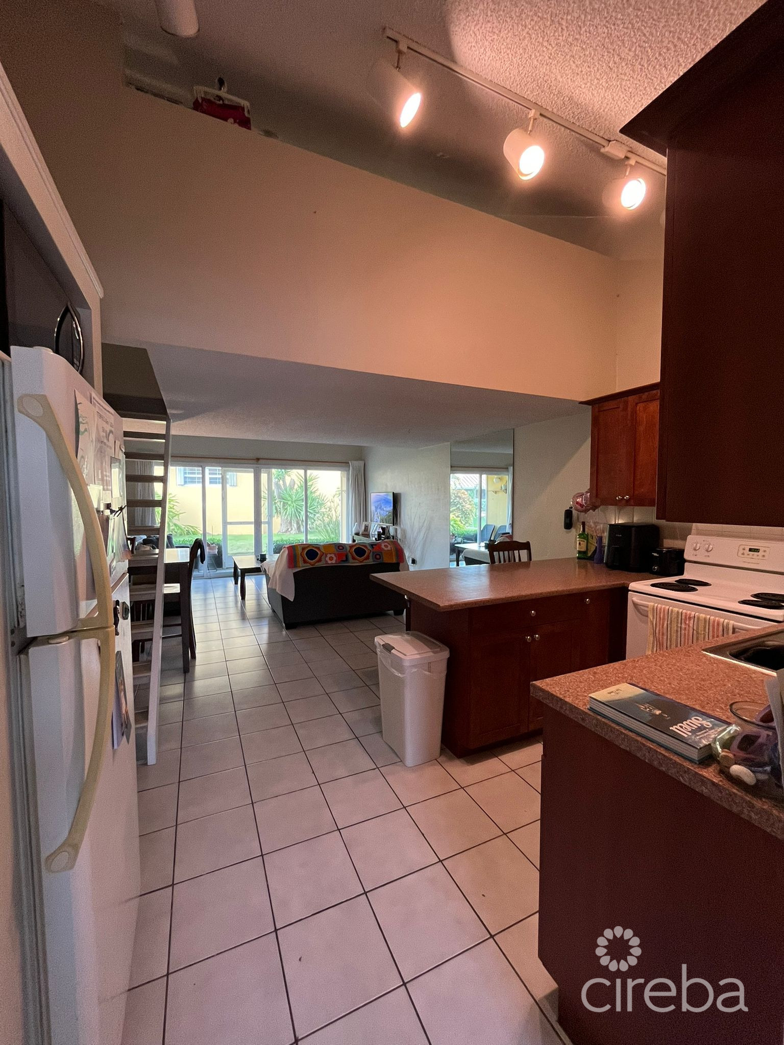 OCEAN CLUB - 1 BED LOFT