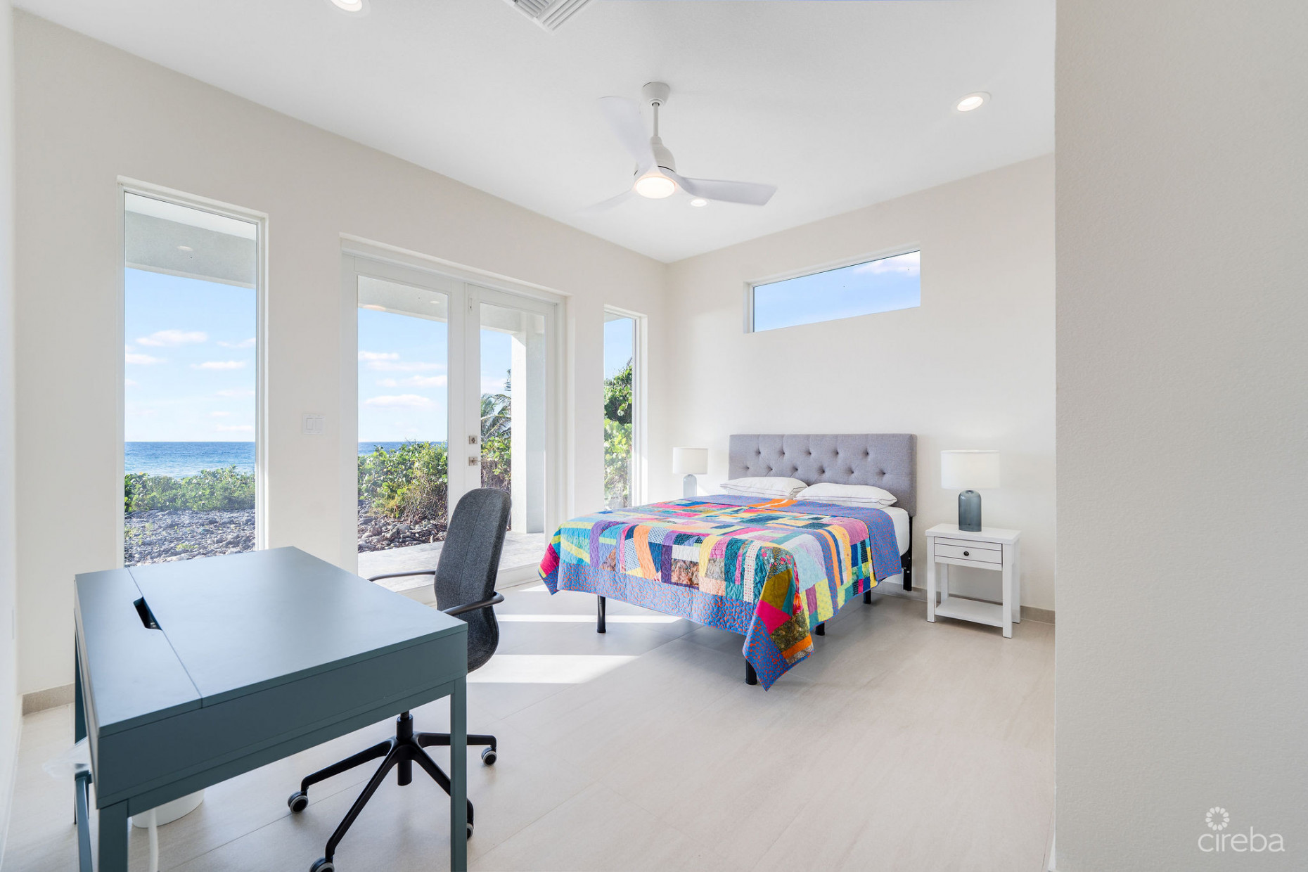 SOUTHSIDE SEAFRONT VILLA