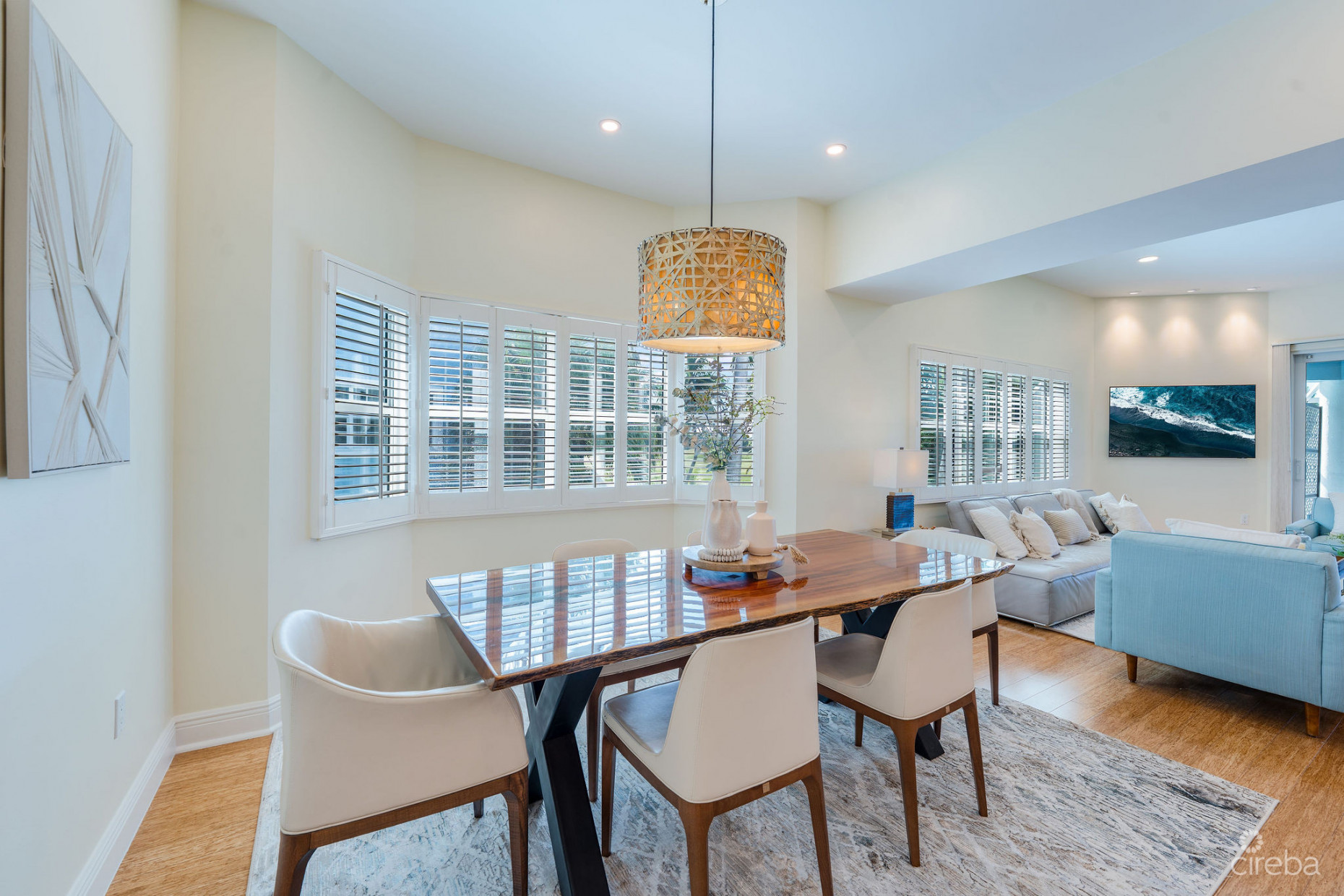 BRITANNIA REGENTS COURT | 4-BED TWO-STOREY HOME IN SMB CORRIDOR