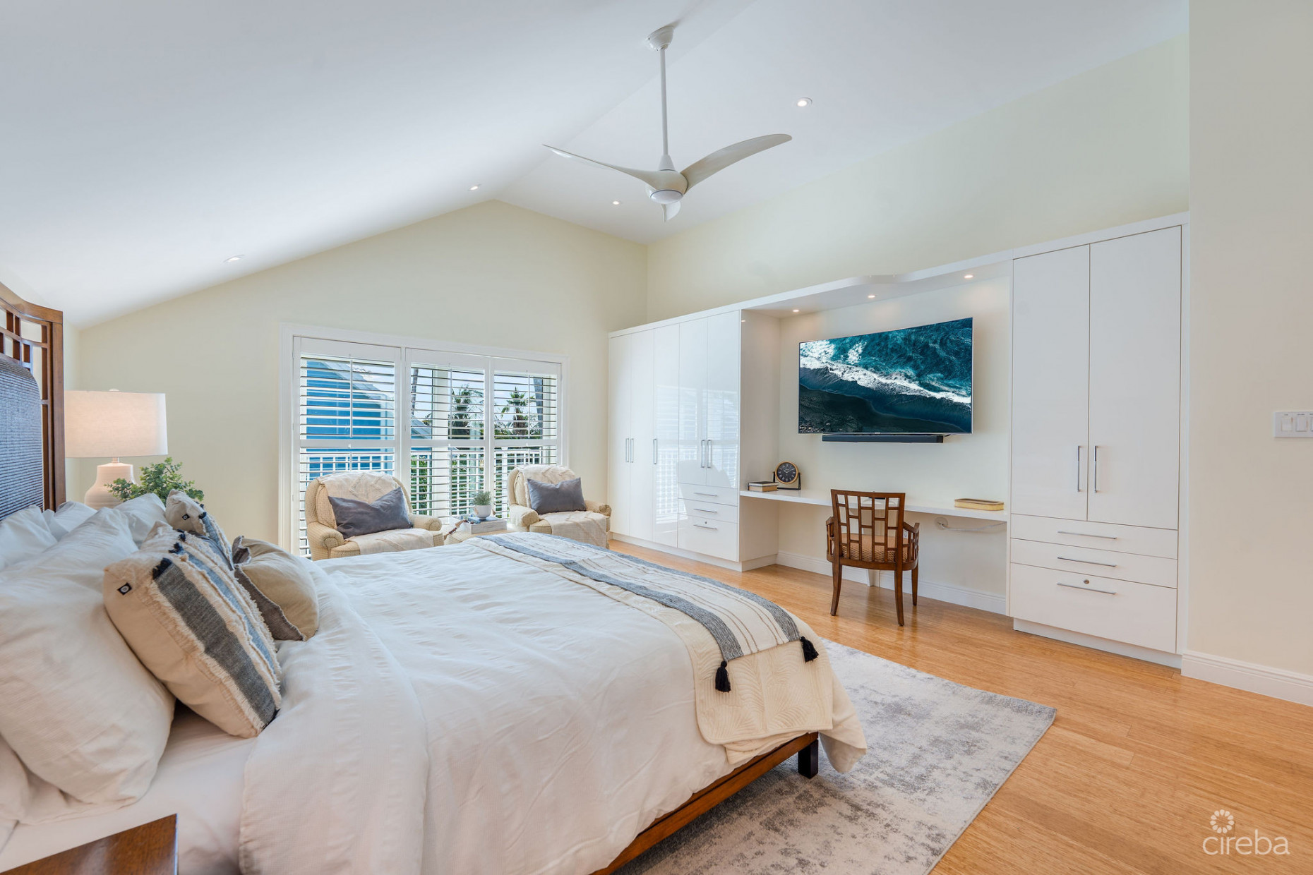 BRITANNIA REGENTS COURT | 4-BED TWO-STOREY HOME IN SMB CORRIDOR