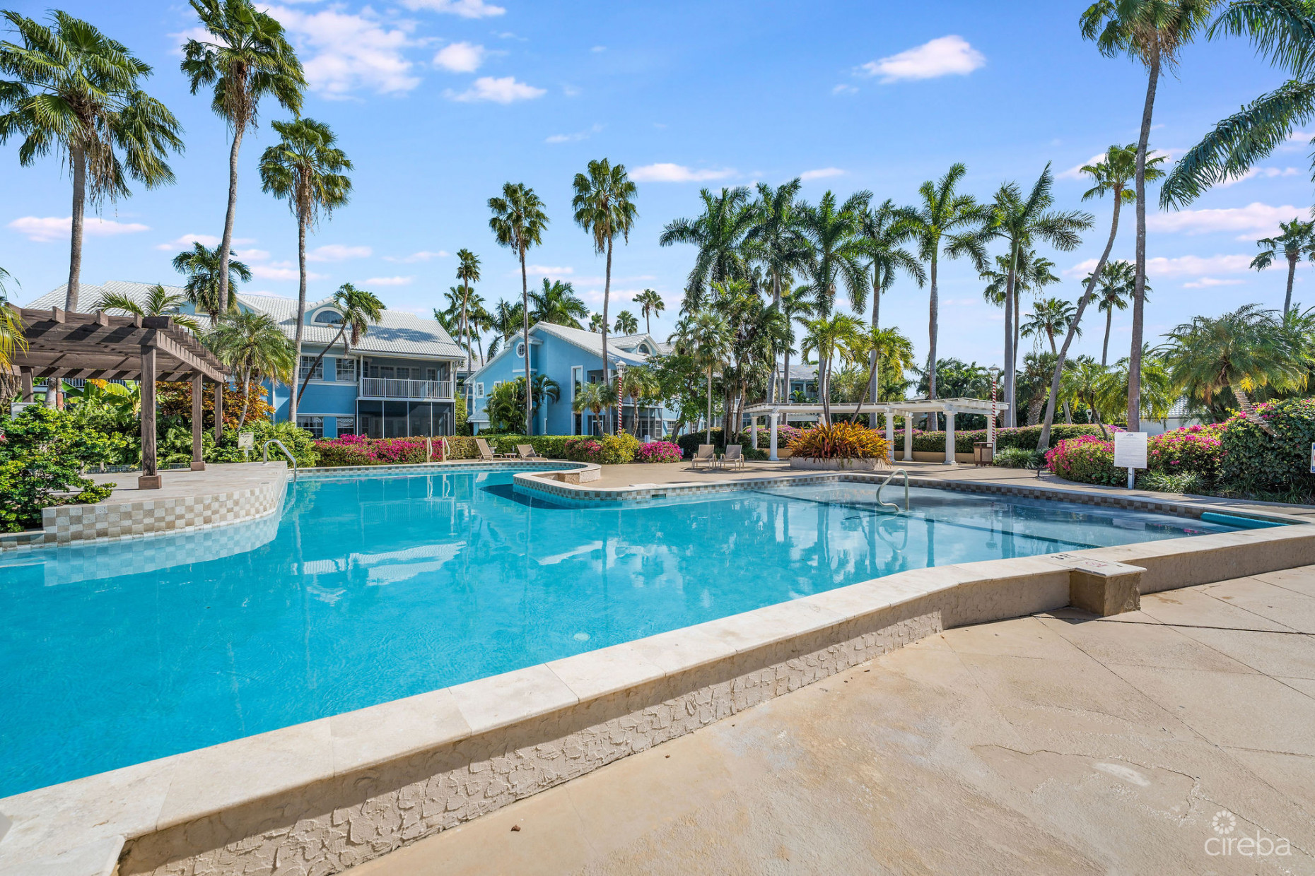 BRITANNIA REGENTS COURT | 4-BED TWO-STOREY HOME IN SMB CORRIDOR