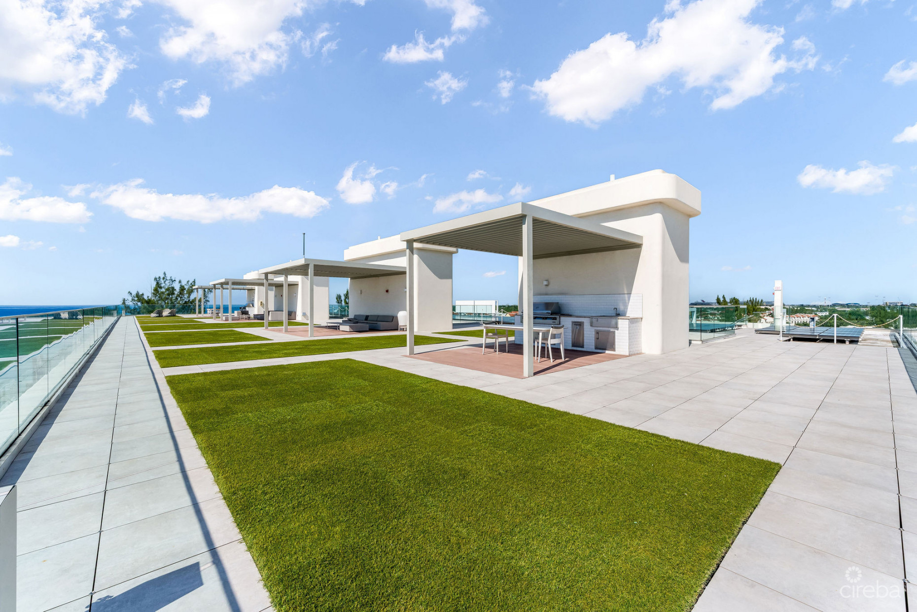 TIDES 102, EXCLUSIVE BEACHFRONT VILLA