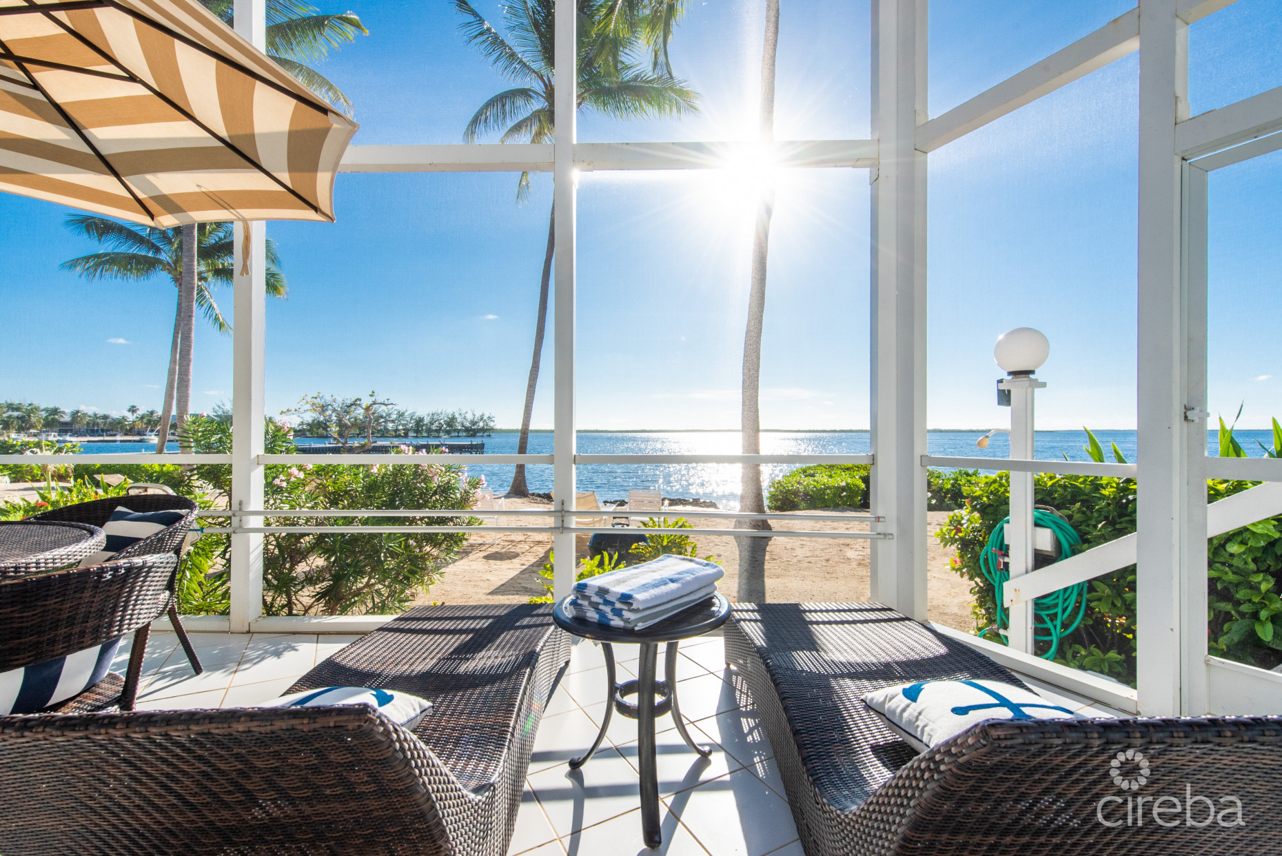 POOLS OF THE KAI - BEACHFRONT OASIS IN RUM POINT