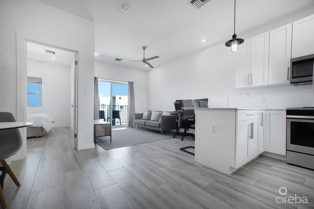 19 NORTH UNIT 315 - WITH LAKE VIEW