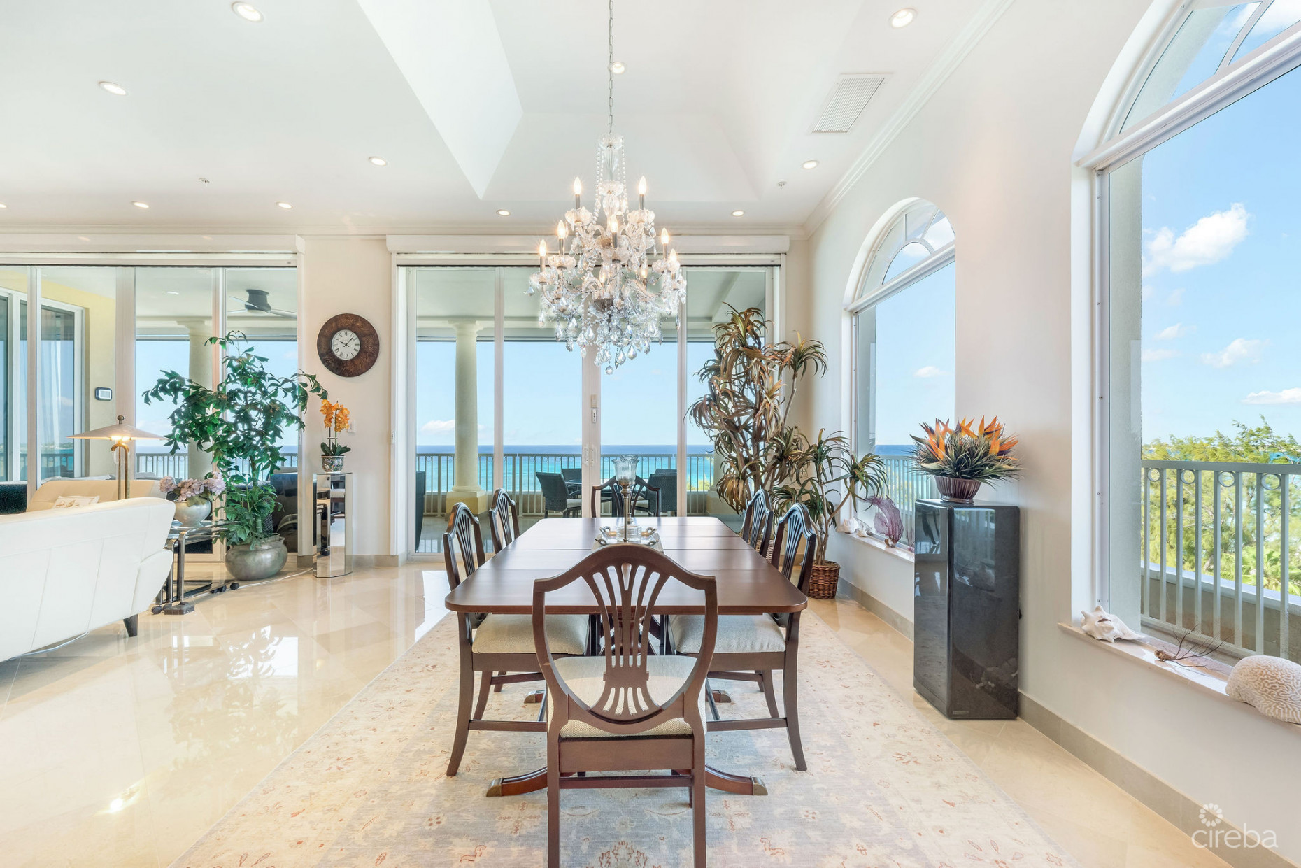 RENAISSANCE PENTHOUSE  SEVEN MILE BEACH