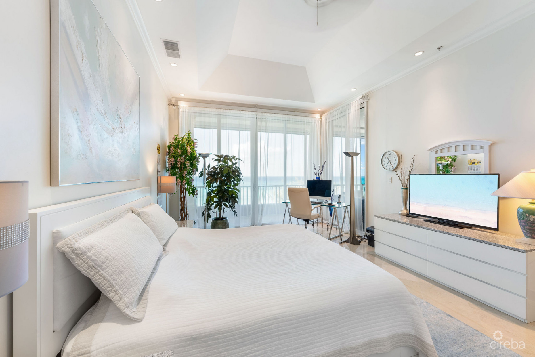 RENAISSANCE PENTHOUSE  SEVEN MILE BEACH