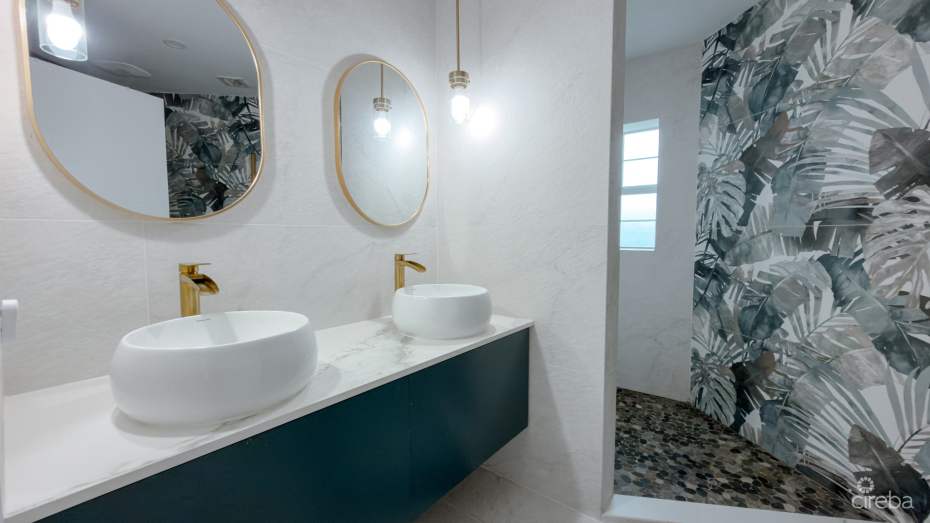 2 BED TOWNHOUSE SOUTH SOUND