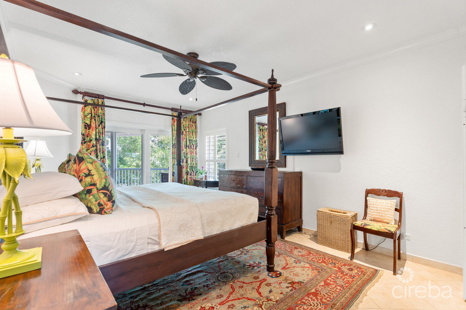 COLONIAL CLUB 18, SEVEN MILE BEACH