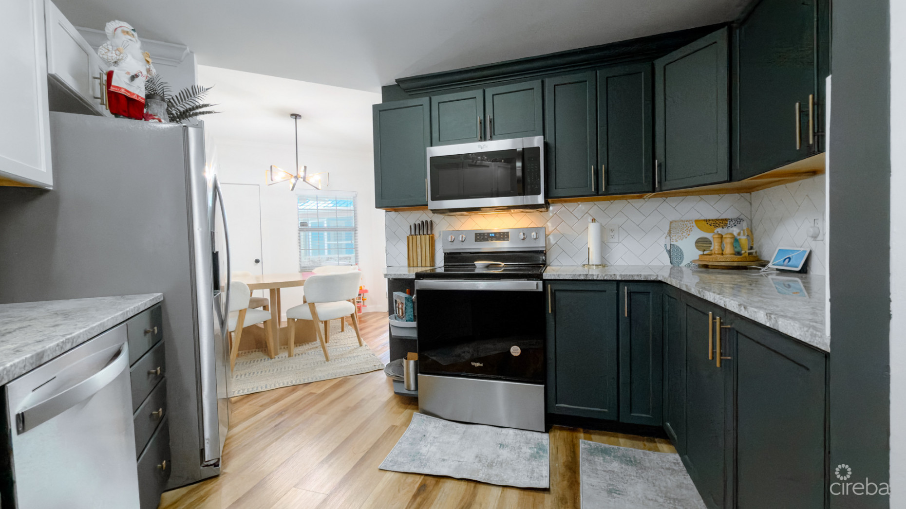 CAYMAN CROSSING 2 BED TOWNHOUSE