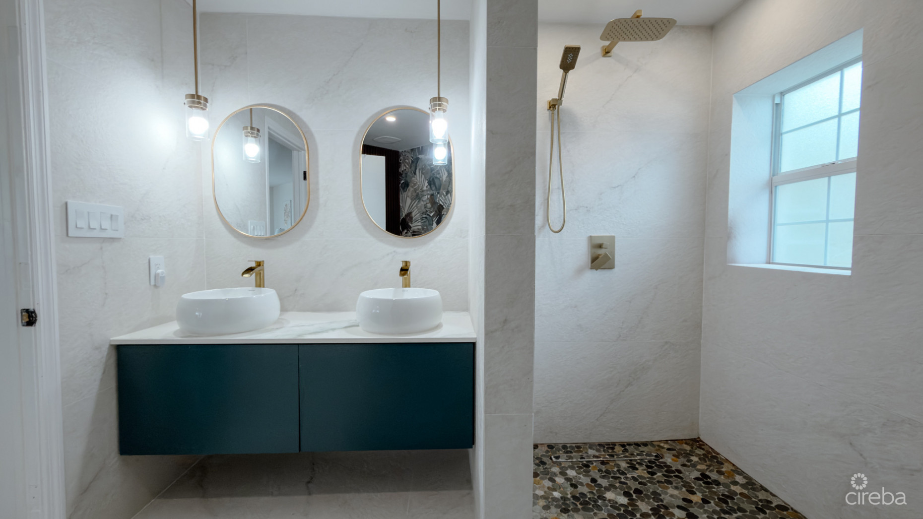 CAYMAN CROSSING 2 BED TOWNHOUSE