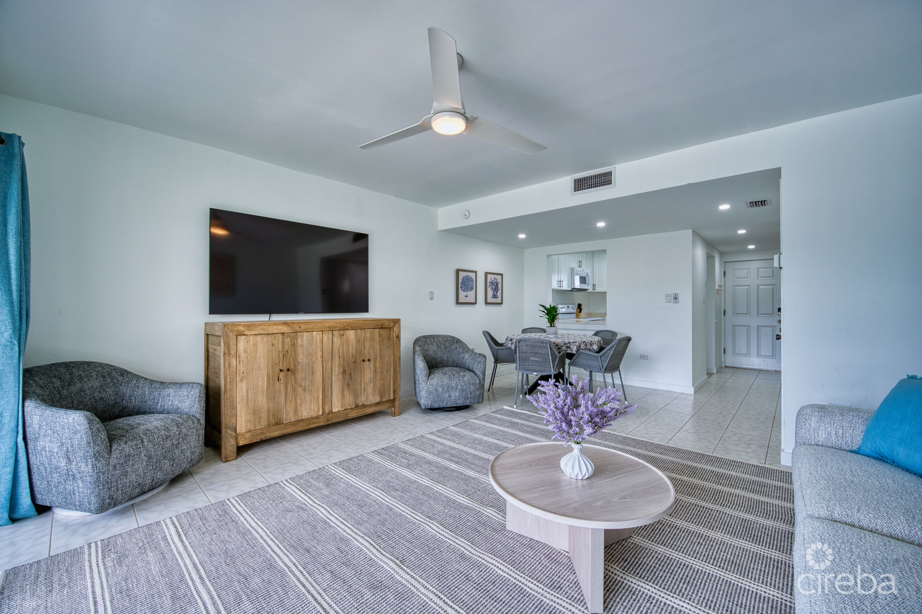 GRAPE TREE CONDO SEVEN MILE BEACH