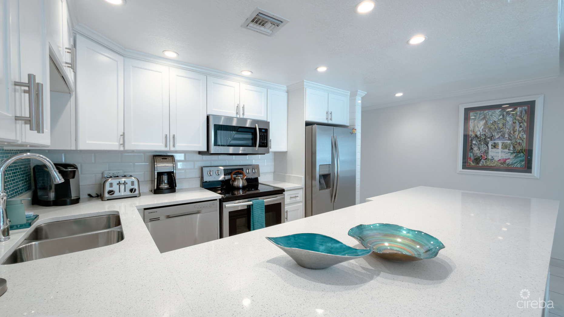 VILLAS OF THE GALLEON CONDO SEVEN MILE BEACH