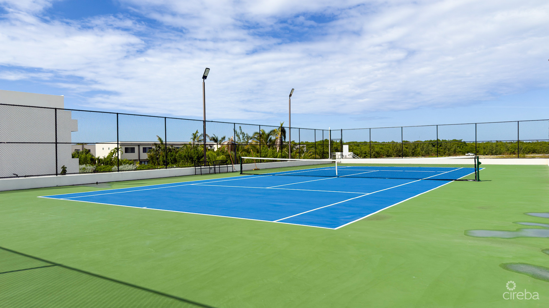 BAHIA  CORNER TOWNHOUSE 3 BED