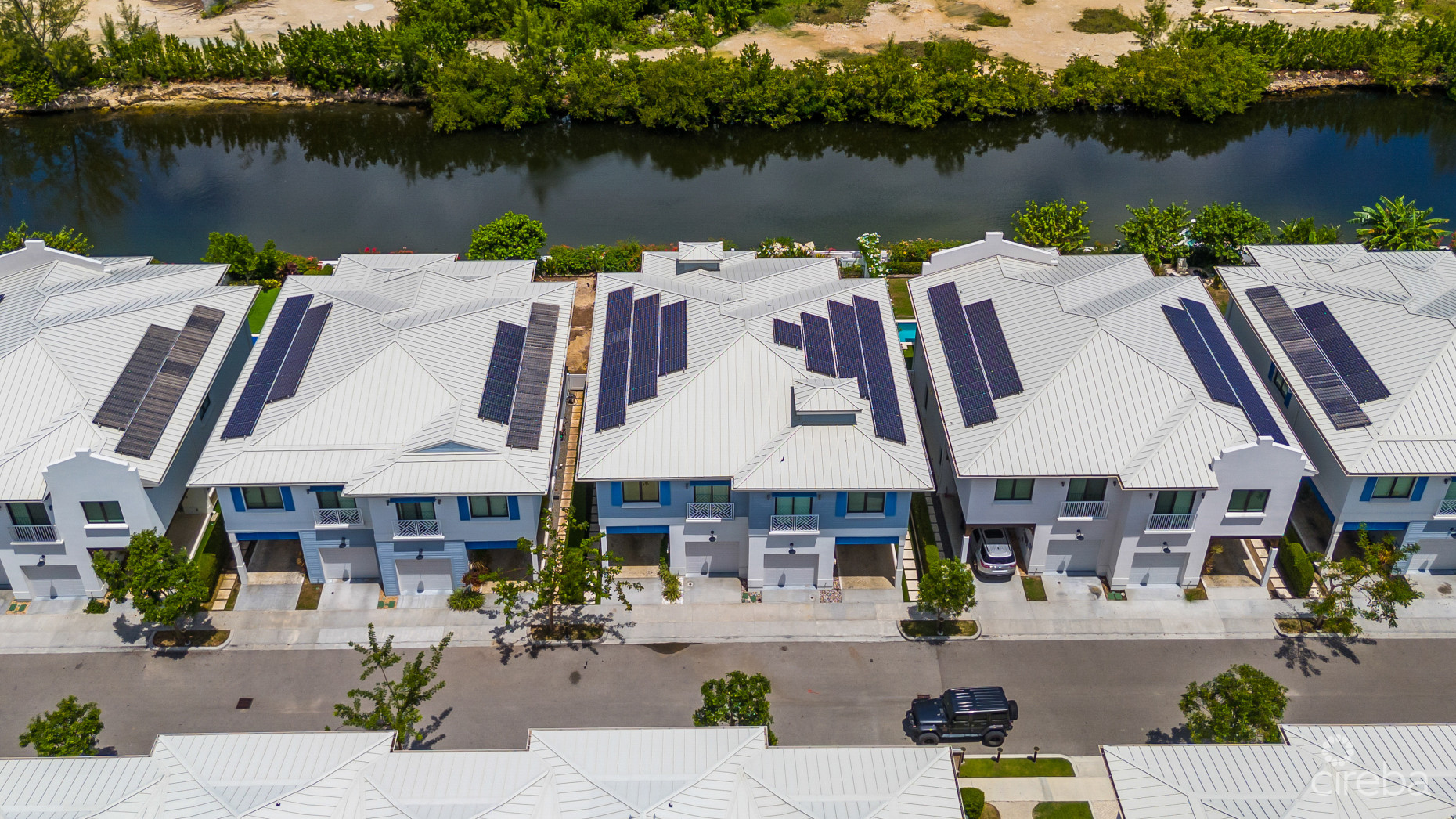 OLEA 106, CANAL FRONT 3 BED DUPLEX