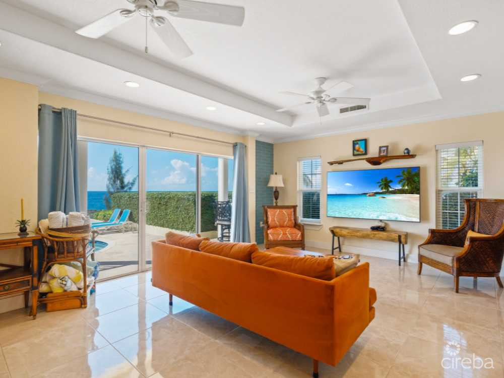 4 BED OCEAN FRONT IN SAVANNAH