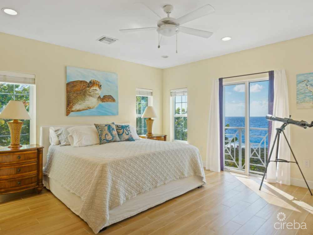 4 BED OCEAN FRONT IN SAVANNAH