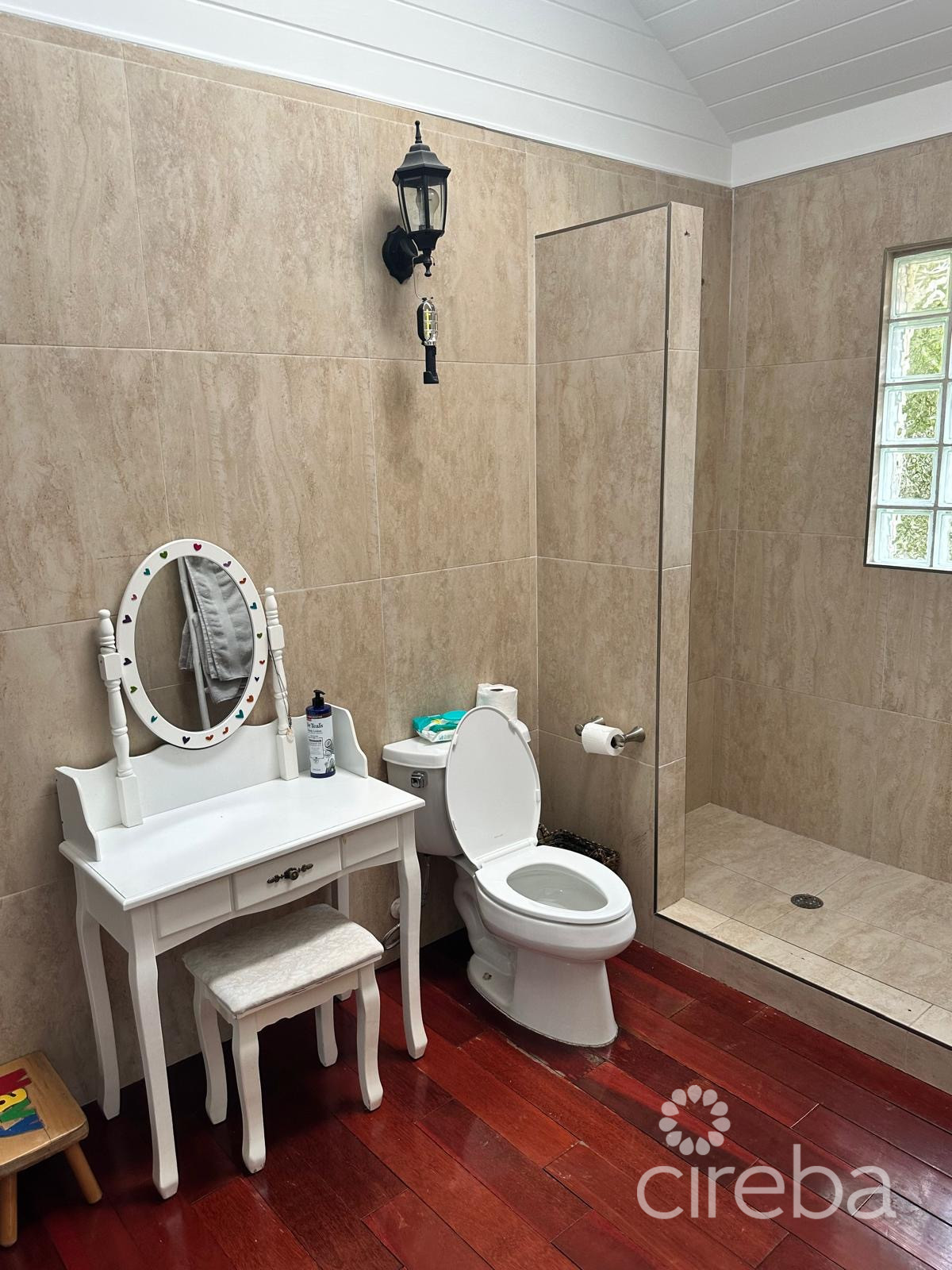 #1 CANAL HOME UNCLE BOB LANE