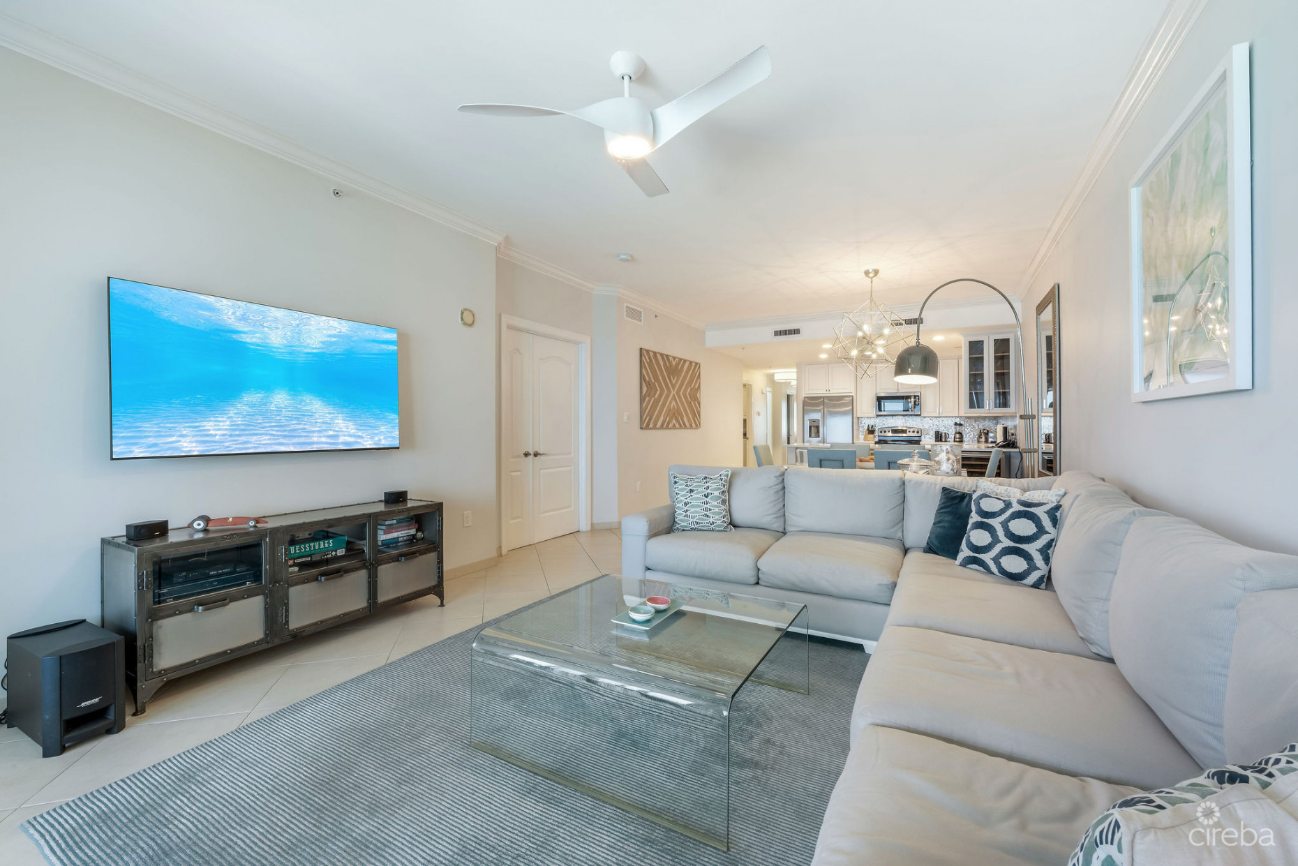 THE RENAISSANCE VILLA 25 - SEVEN MILE BEACH