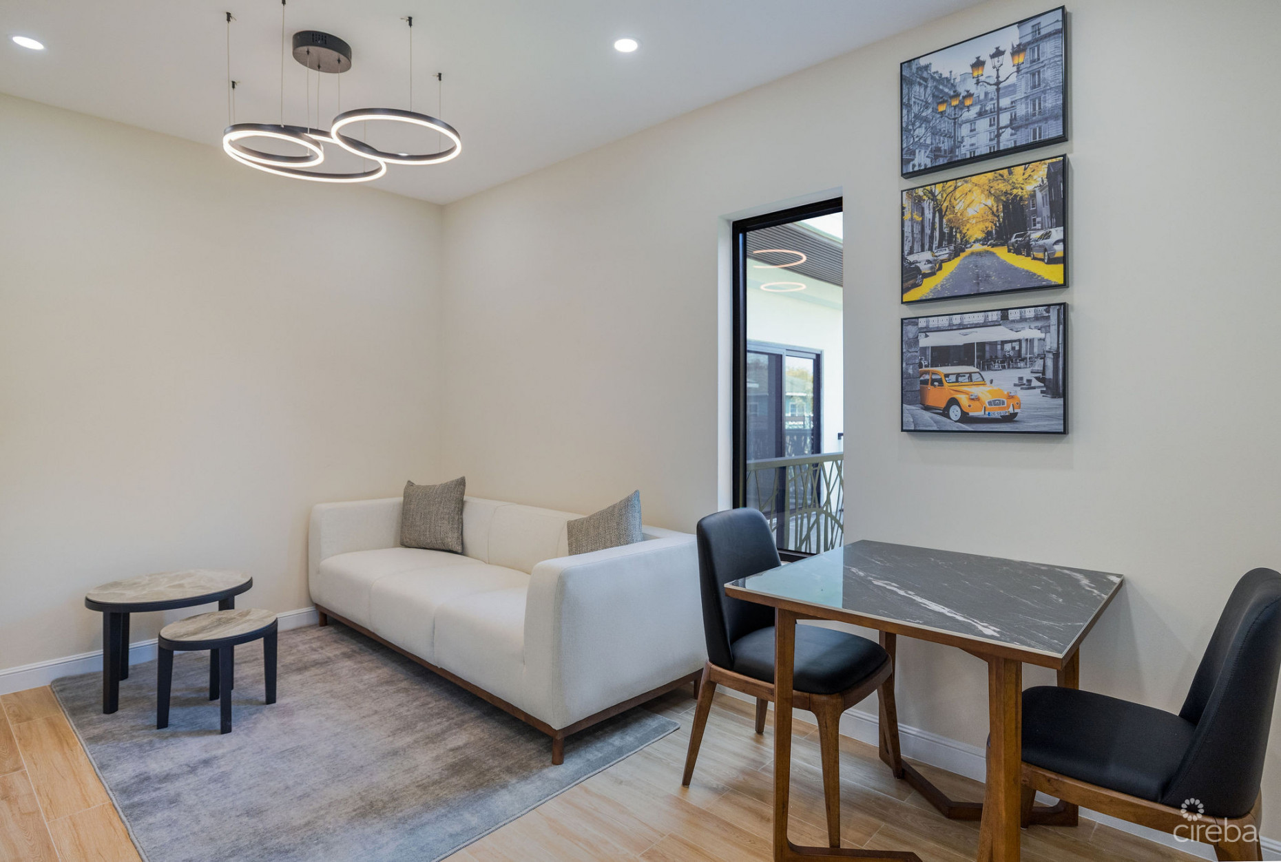 ARZA WEST BAY JADE - UPGRADED FULLY FURNISHED 1-BED/BATH CORNER UNIT