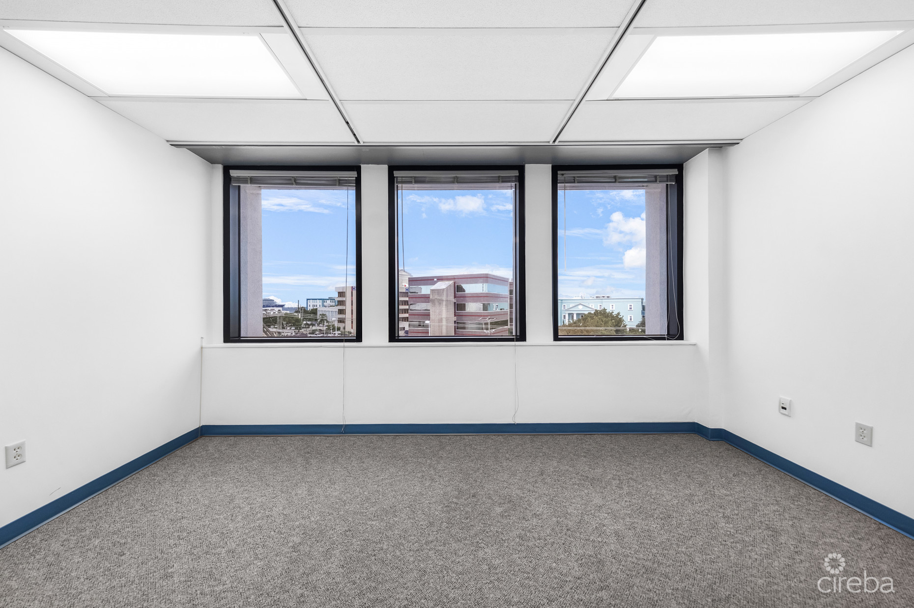 RARE  ENTIRE FLOOR COMMERCIAL OFFICE, GEORGE TOWN