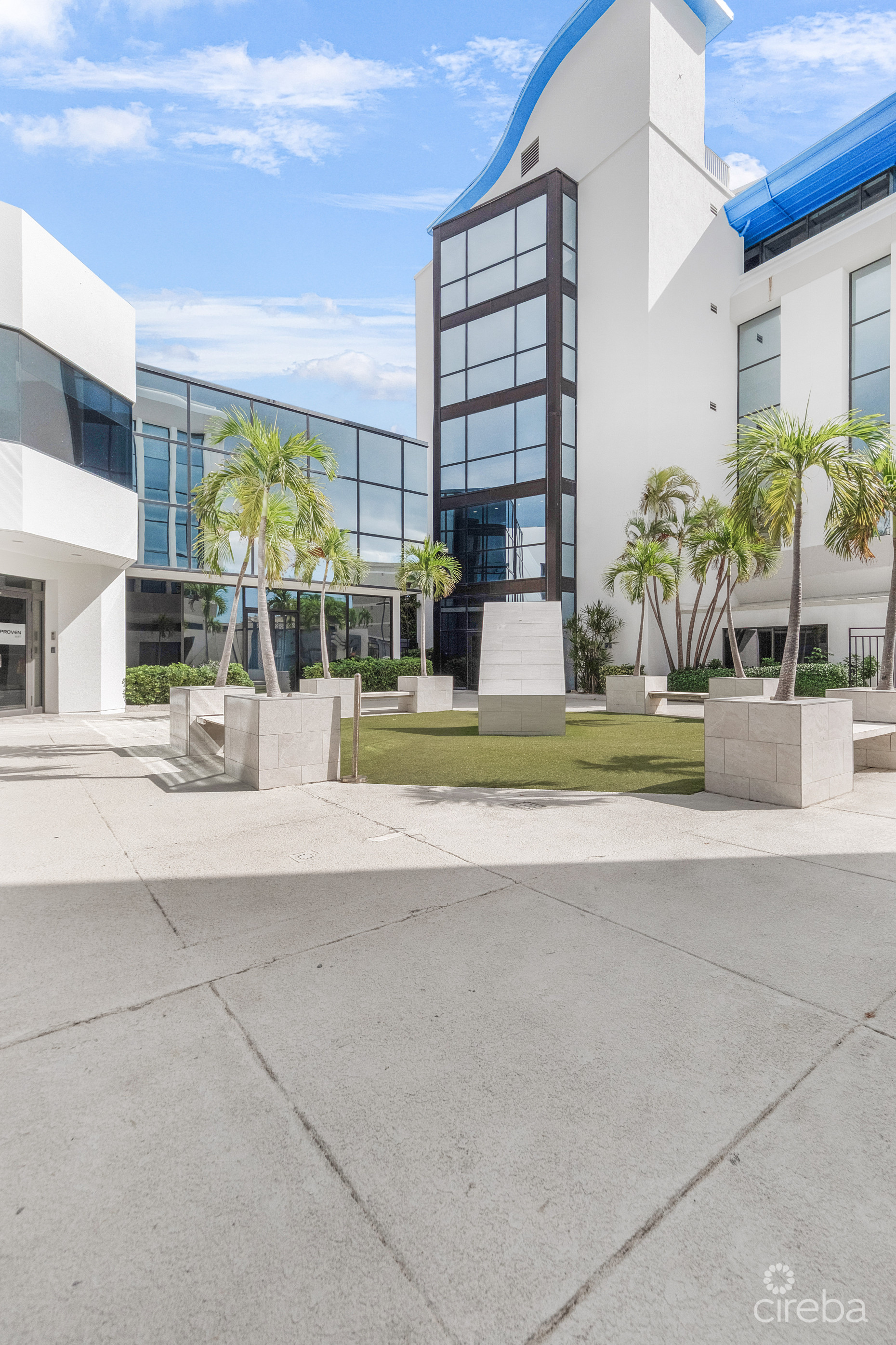 RARE  ENTIRE FLOOR COMMERCIAL OFFICE, GEORGE TOWN