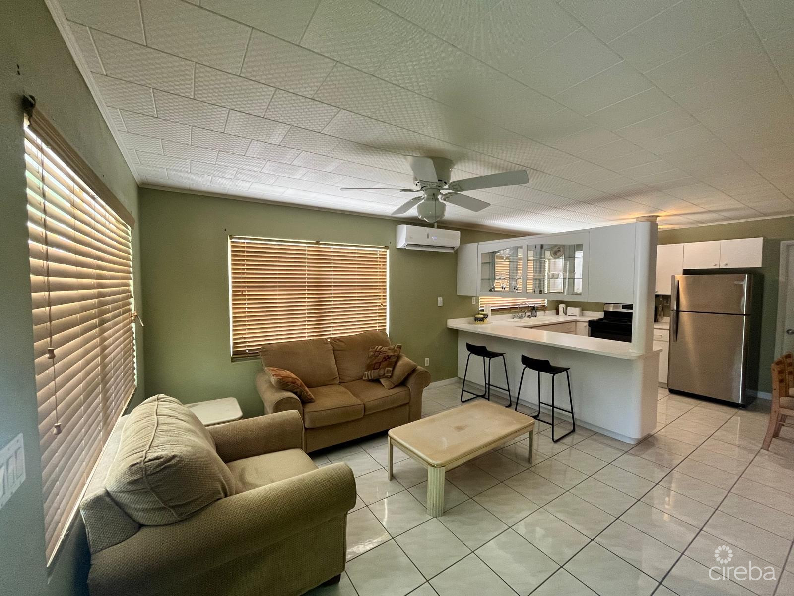 PLOVER CRESCENT RETREAT