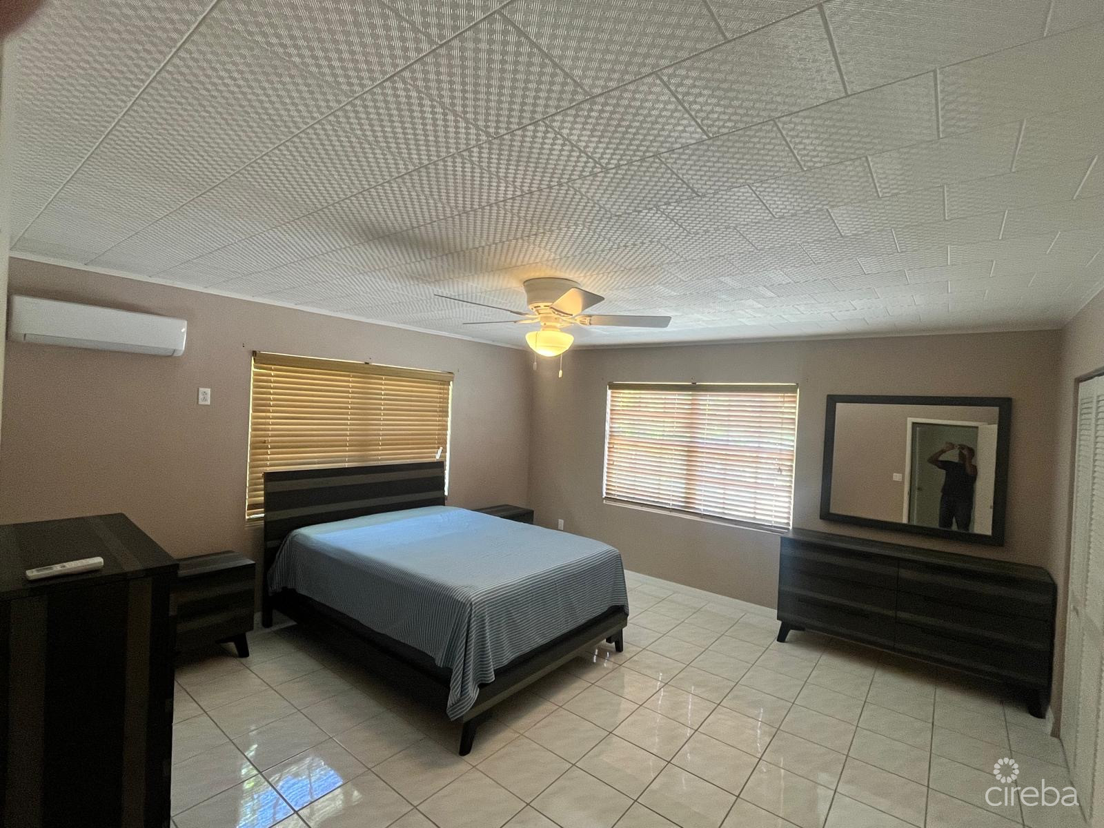 PLOVER CRESCENT RETREAT