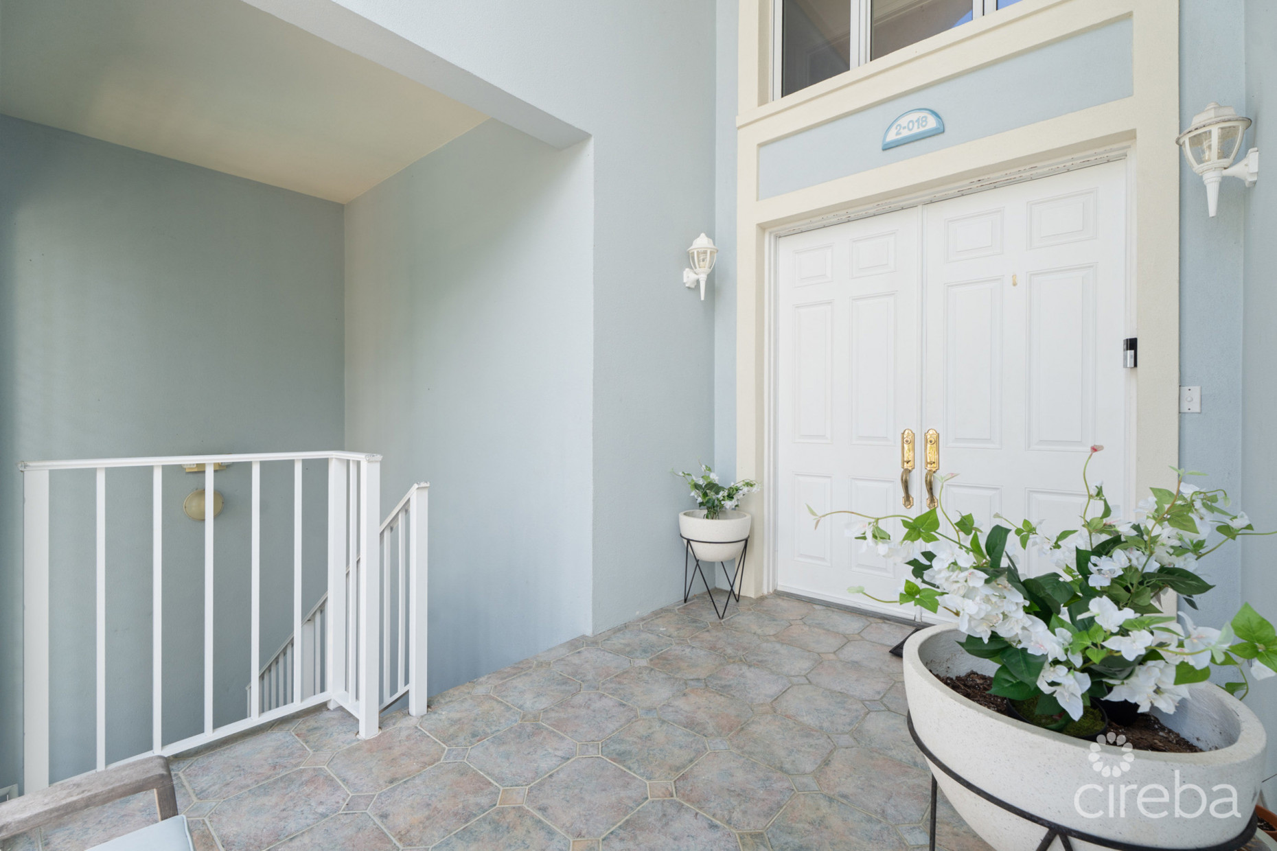 BRITANNIA KINGS COURT EXECUTIVE HOME