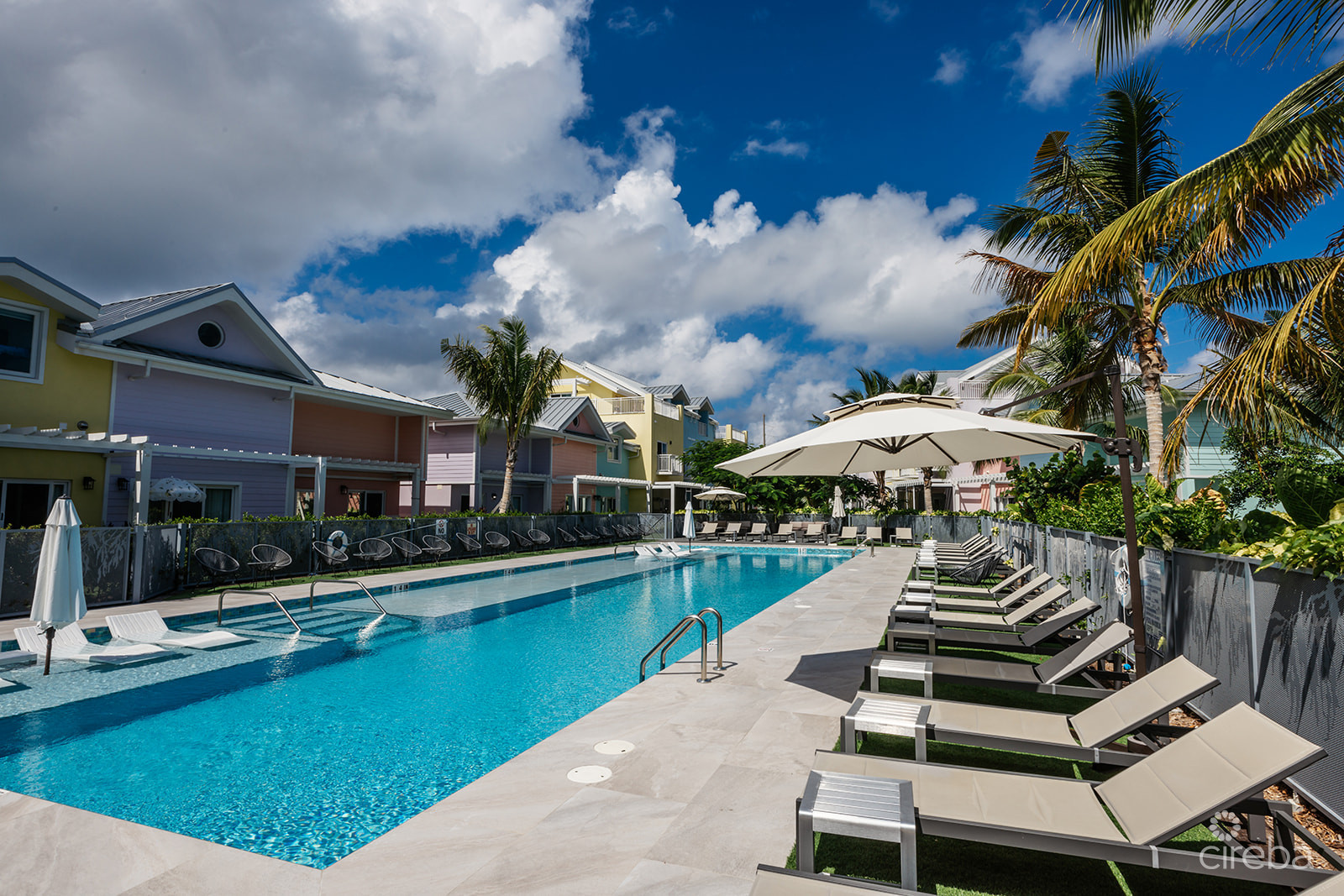 THE MEADOWS - PAPAYA TOWNHOME - 2 BEDROOMS 2 BATHROOMS