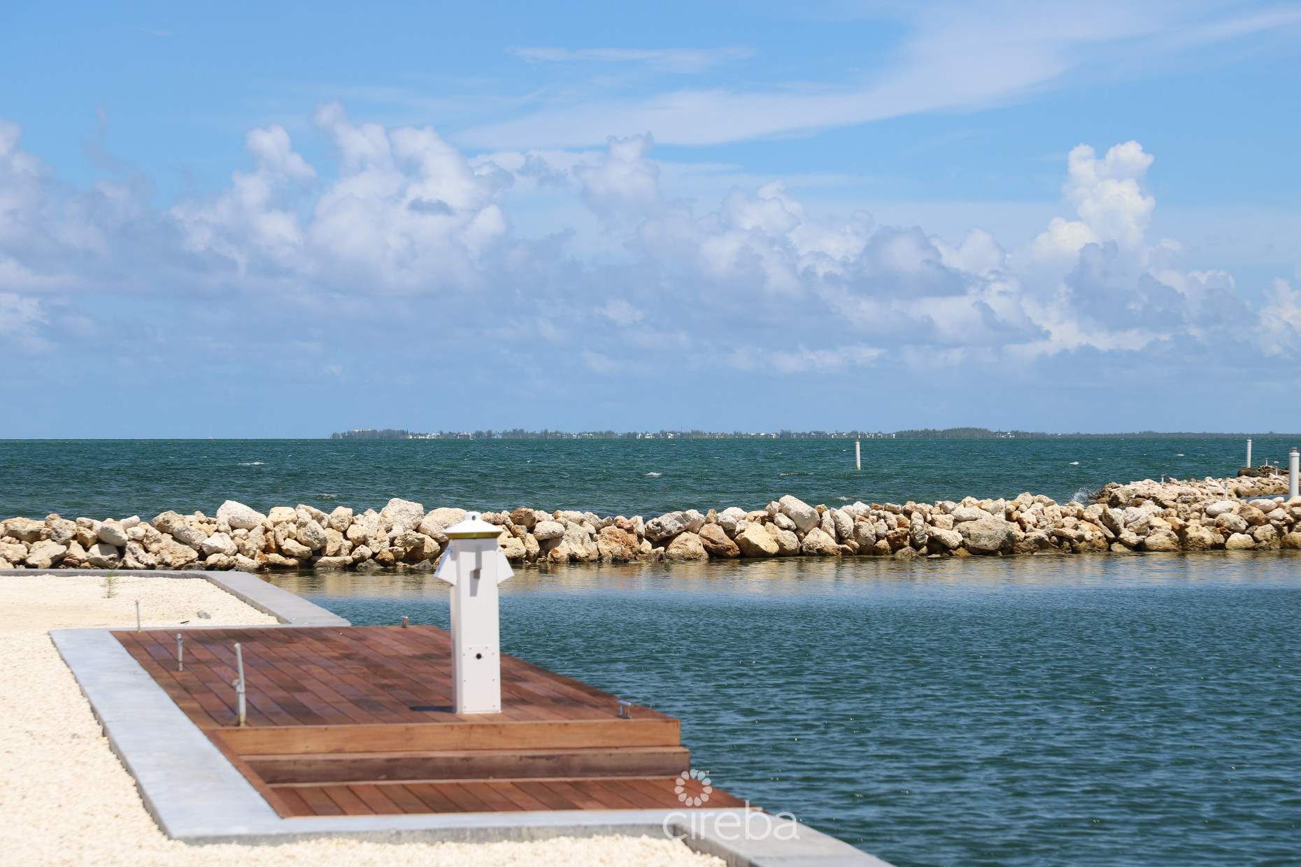 DIAMOND'S EDGE WATERFRONT ESTATE LOT 9