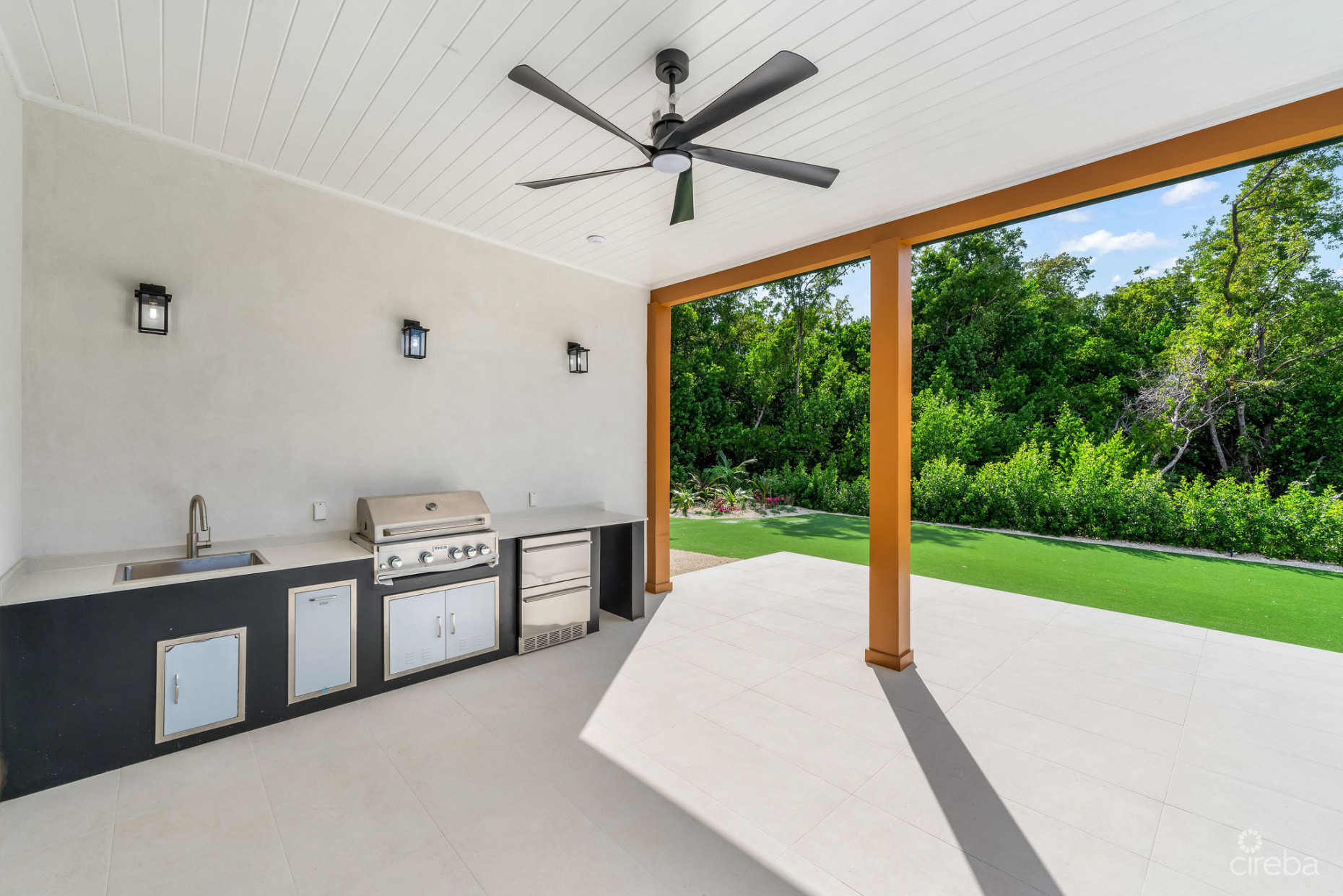 BEL AIR DR, SOUTH SOUND - CUSTOM NEW BUILD