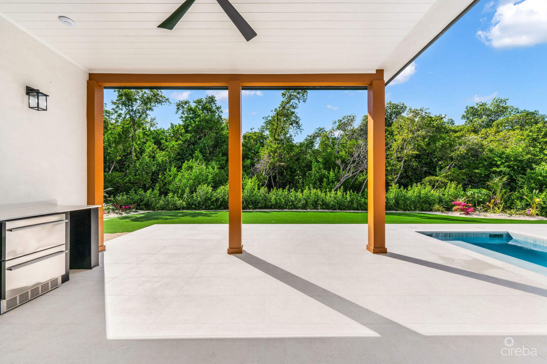 BEL AIR DR, SOUTH SOUND - CUSTOM NEW BUILD