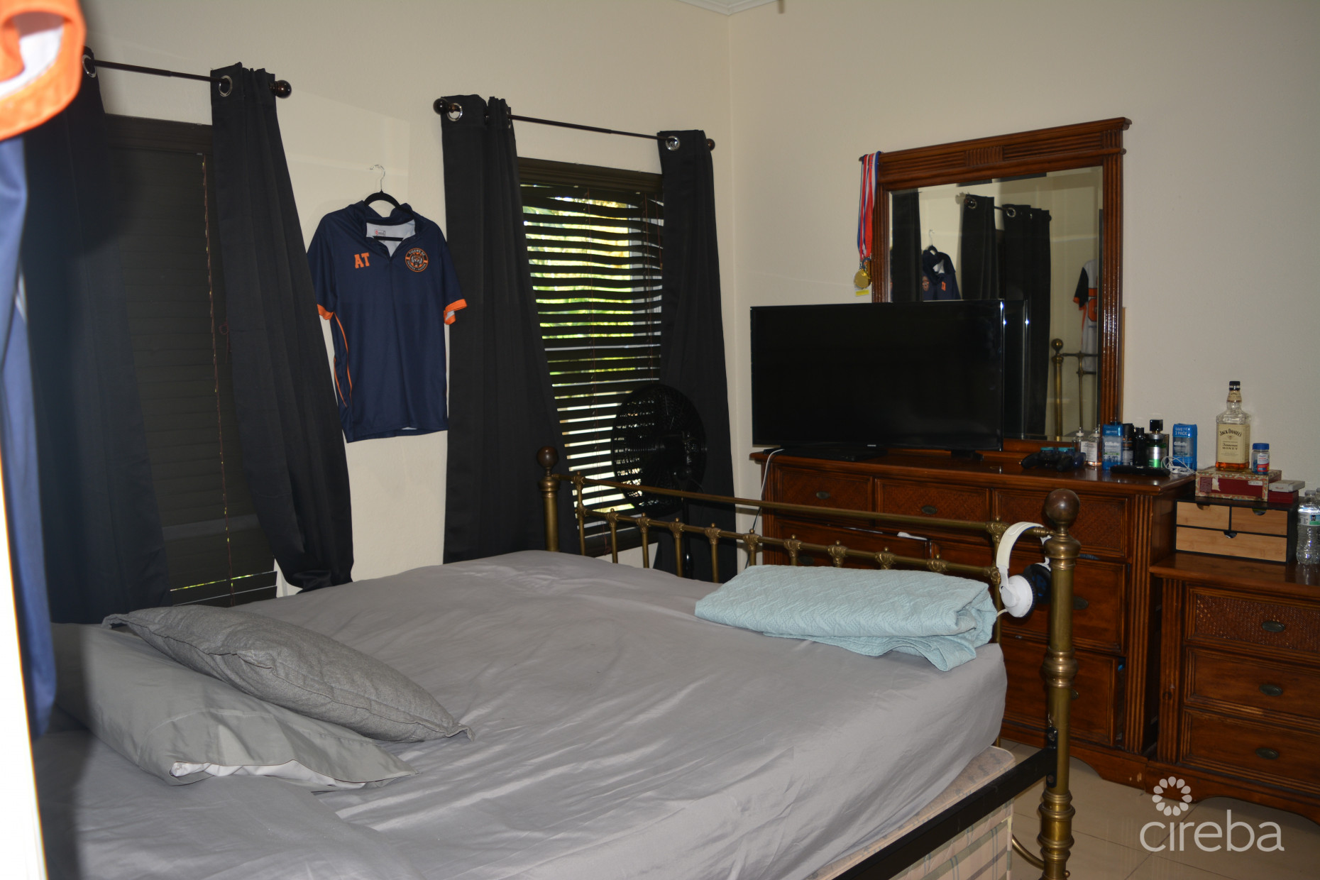 NORTH SIDE FAMILY HOME