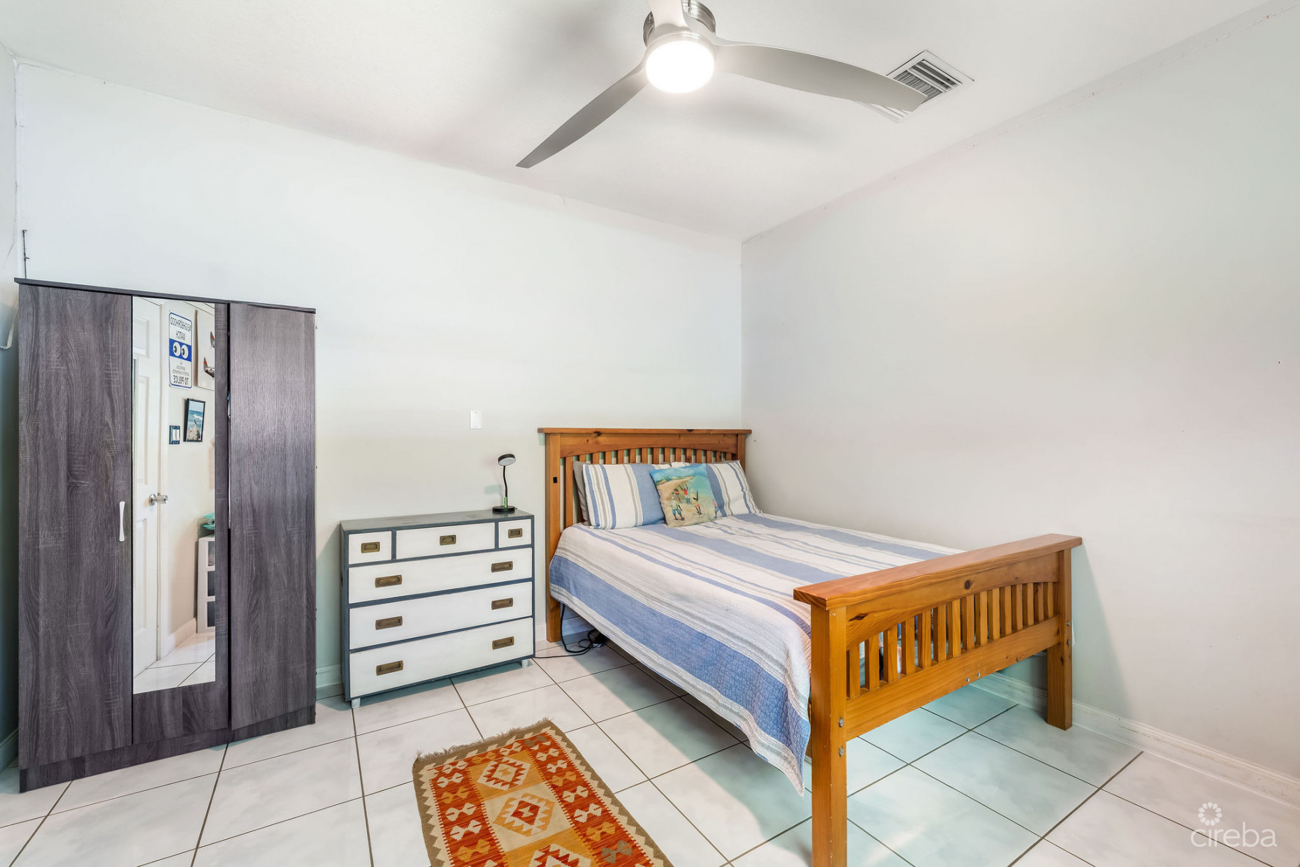 MULBERRY DRIVE 35, SOUTH SOUND HOME