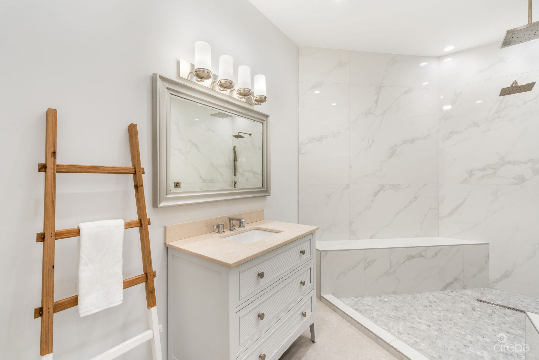 POINSETTIA PENTHOUSE B7, SEVEN MILE CORRIDOR