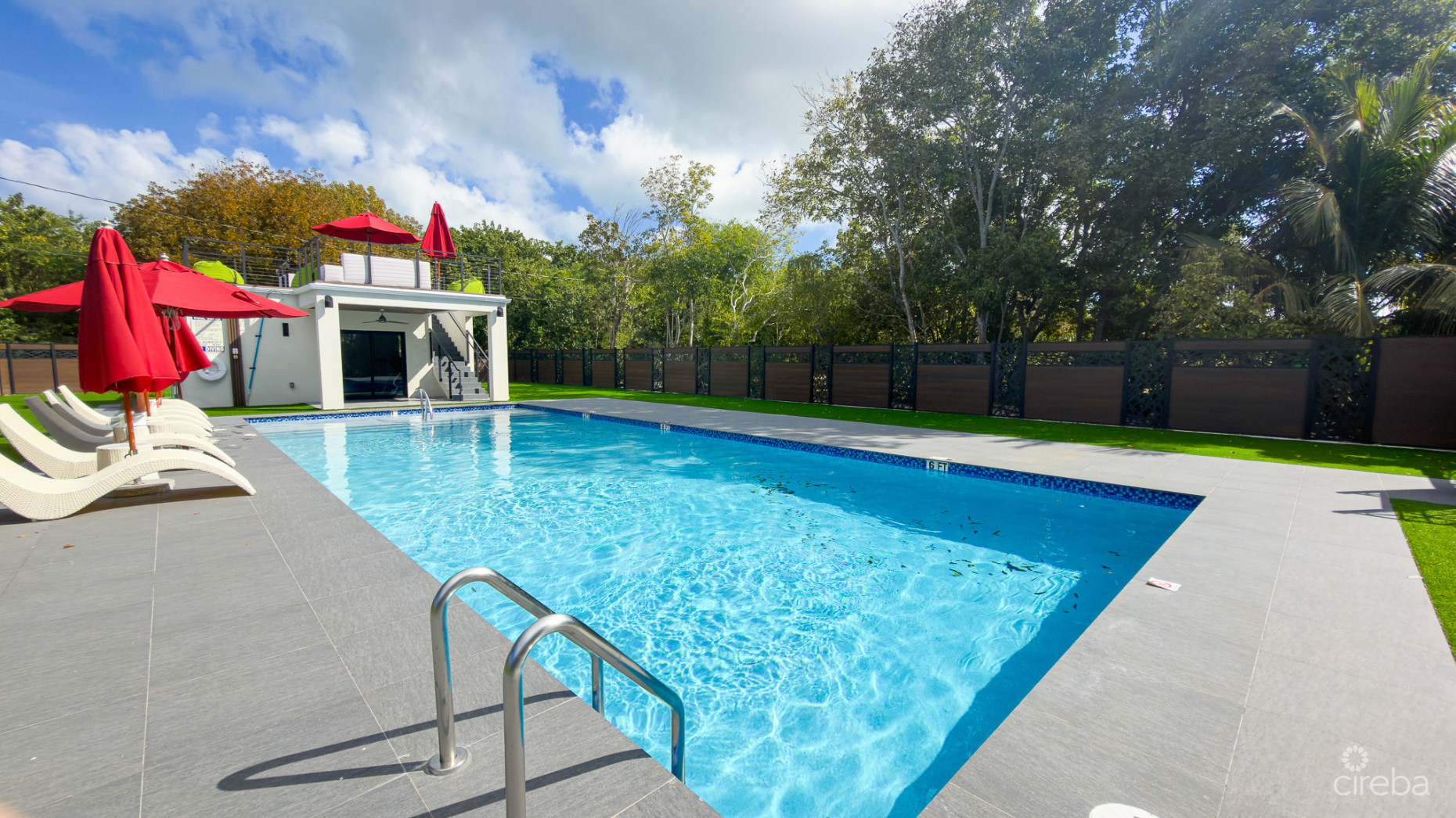 ARZA 3 BED CORNER CONDO