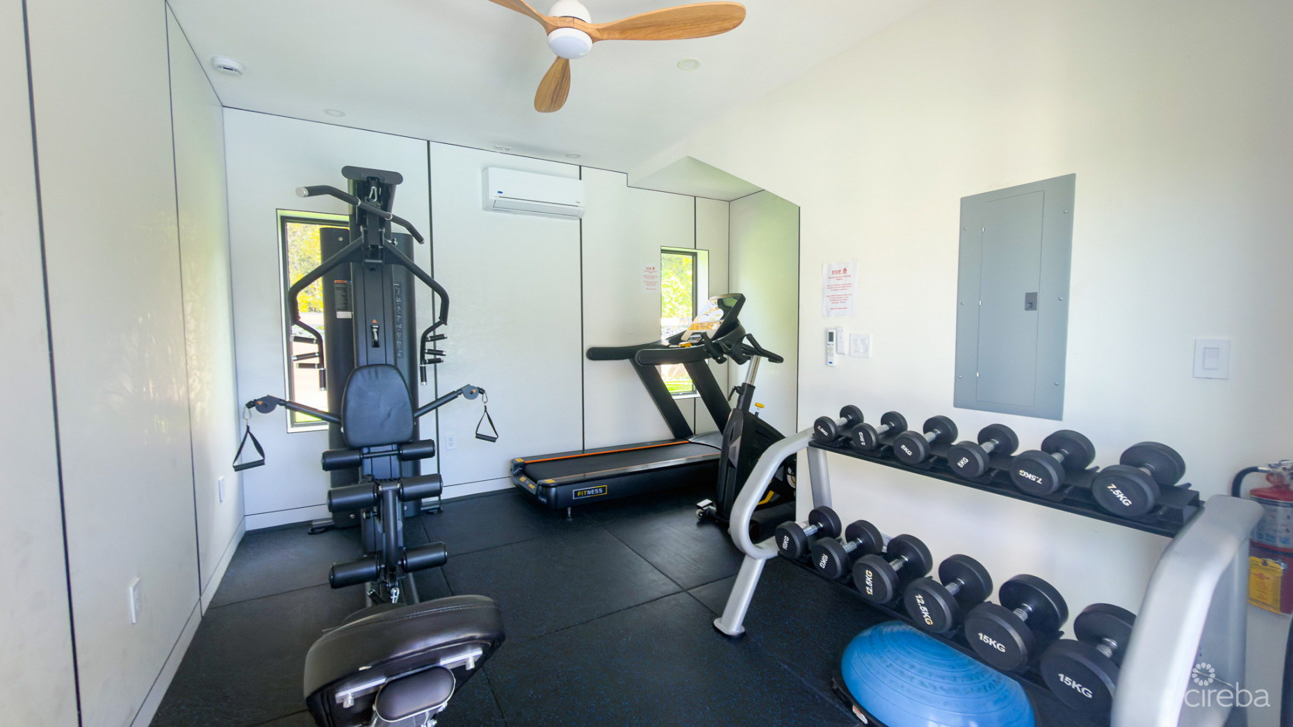 ARZA 3 BED CORNER CONDO