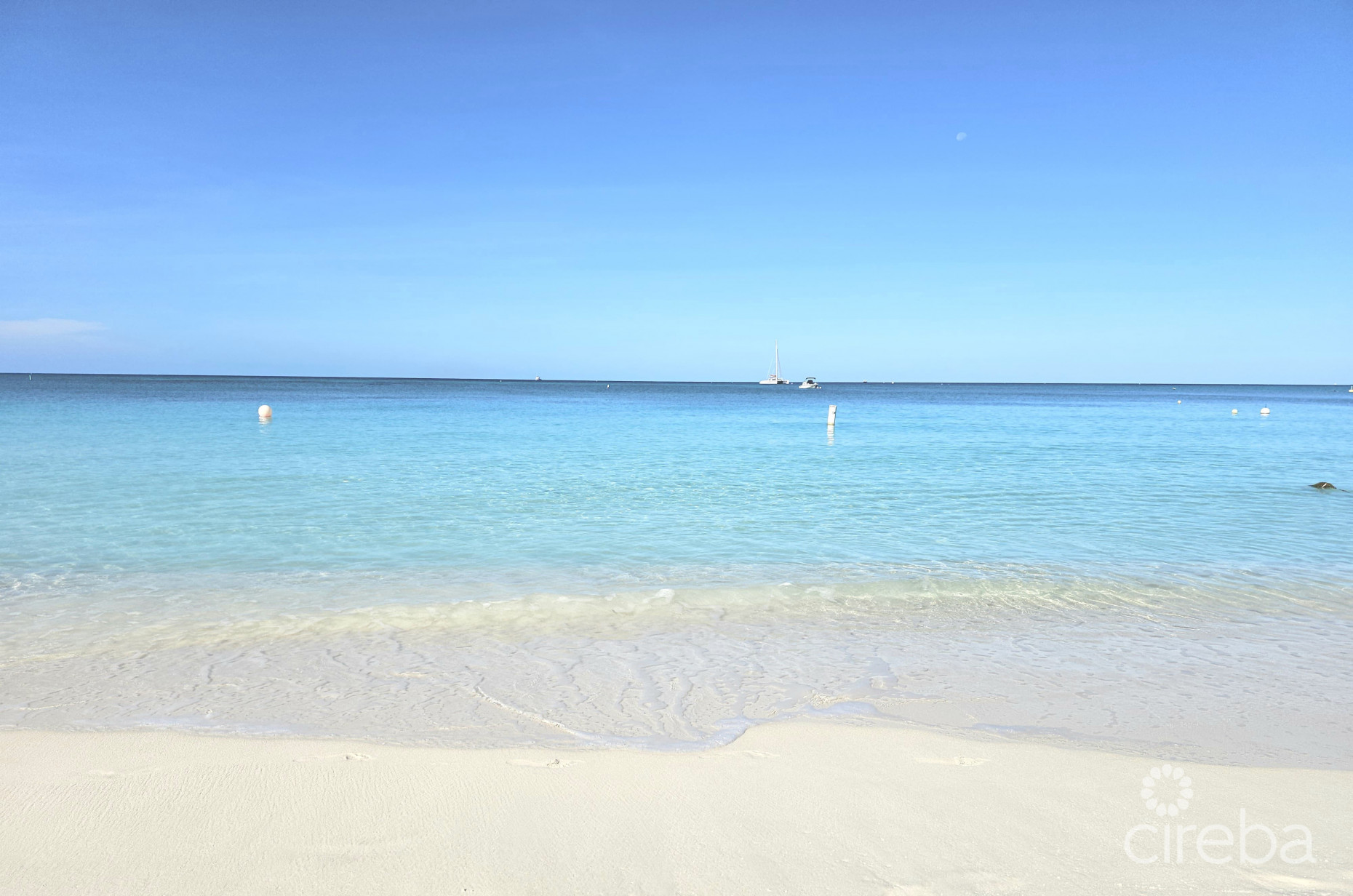 VILLAS OF THE GALLEON CONDO SEVEN MILE BEACH