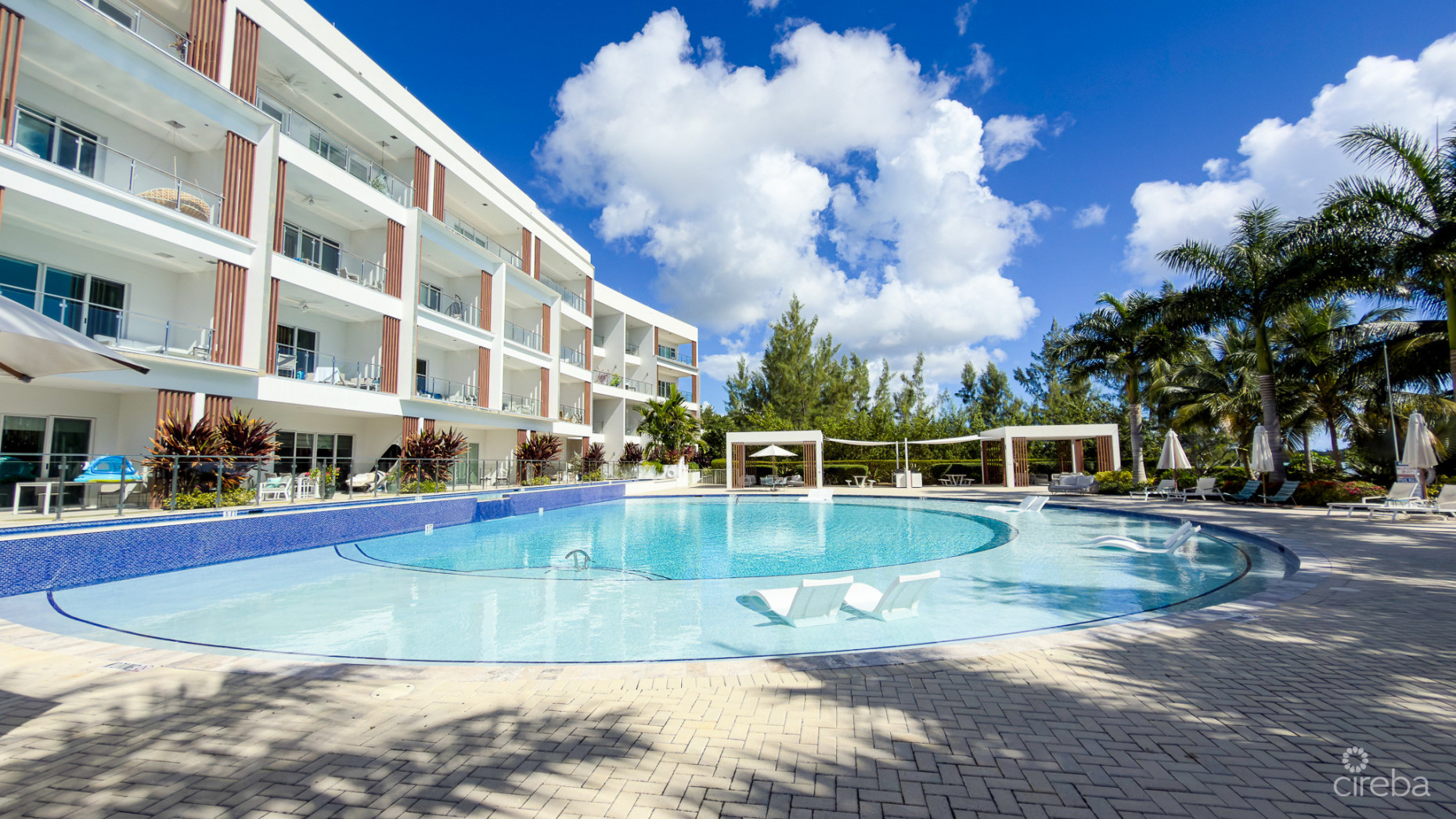 AURA 3 BED CORNER CONDO