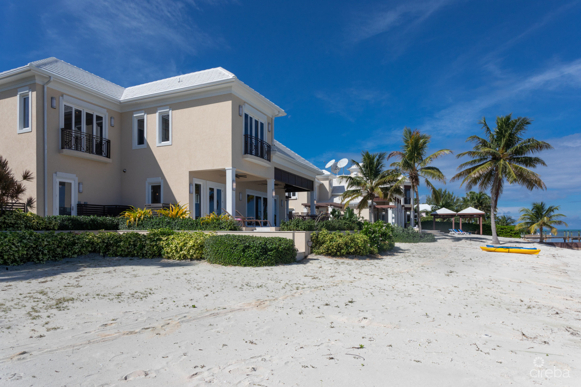 COMPOUND KAI LUXURY ESTATE, GRAND CAYMAN
