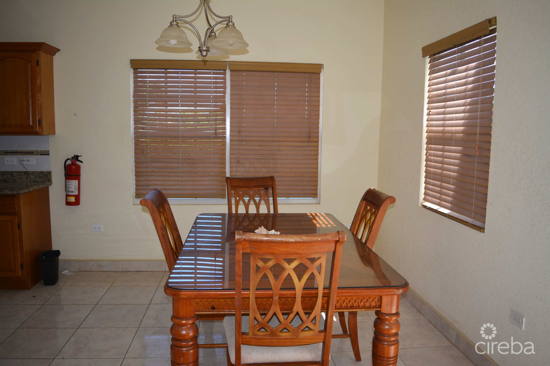 ROYAL HEIGHTS HALF DUPLEX